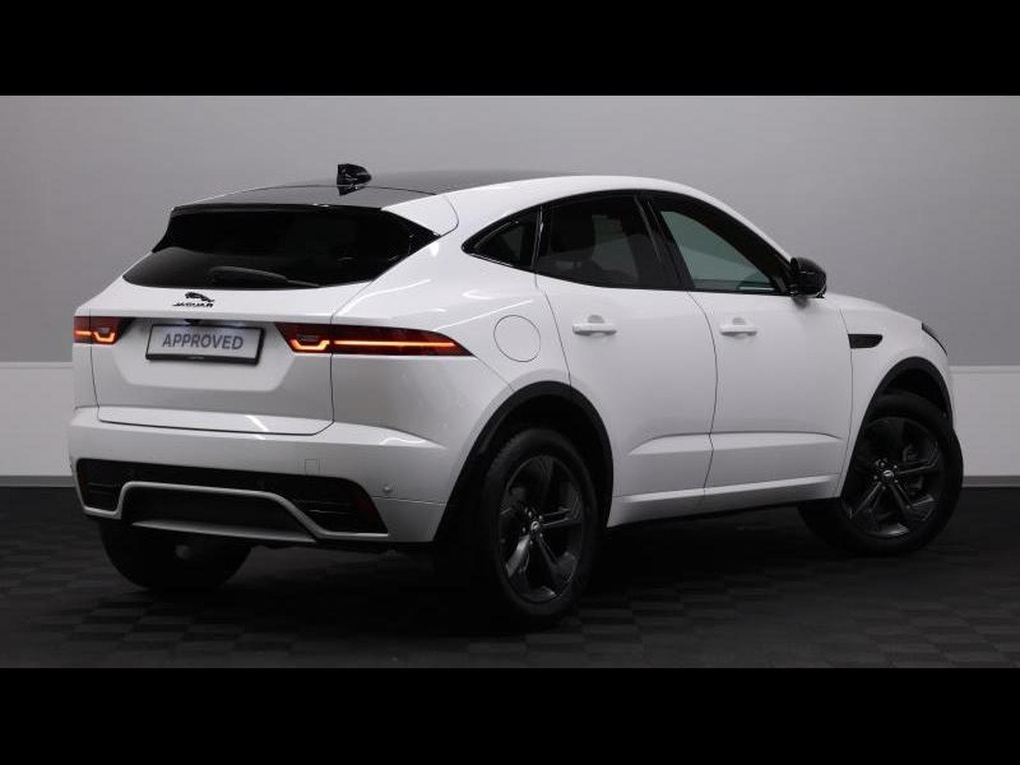 Jaguar E-Pace D165 R-Dynamic S AWD Auto (2024) - Photo 4