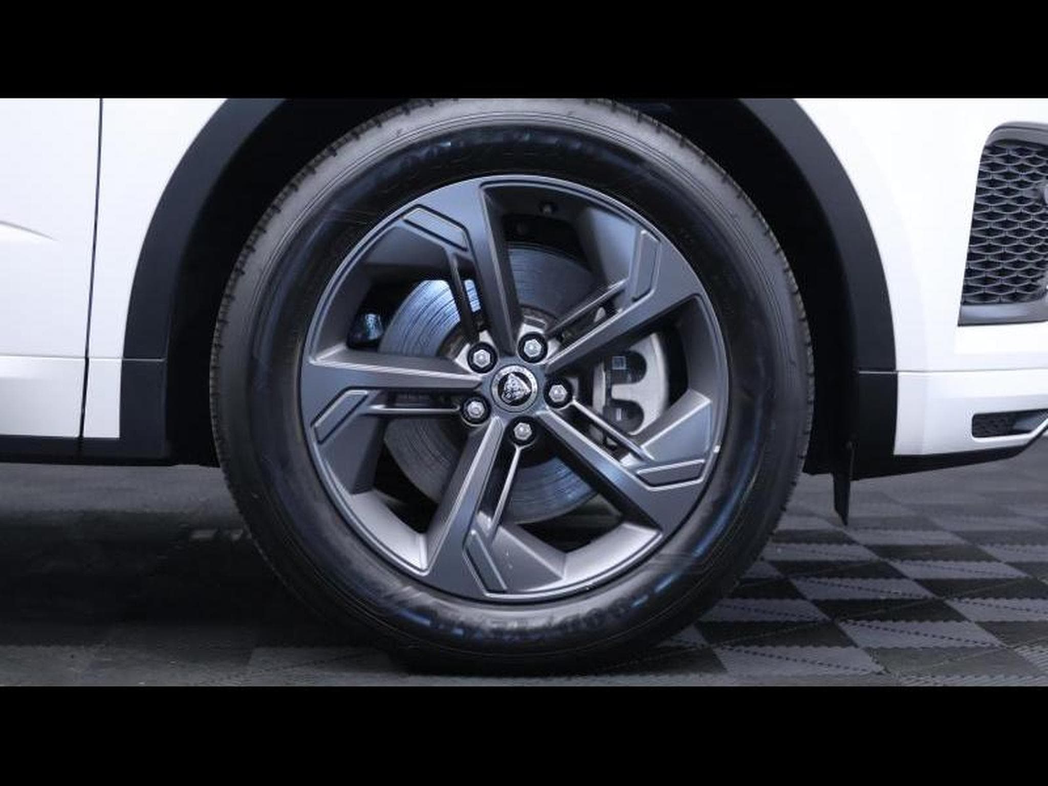 Jaguar E-Pace D165 R-Dynamic S AWD Auto (2024) - Photo 9