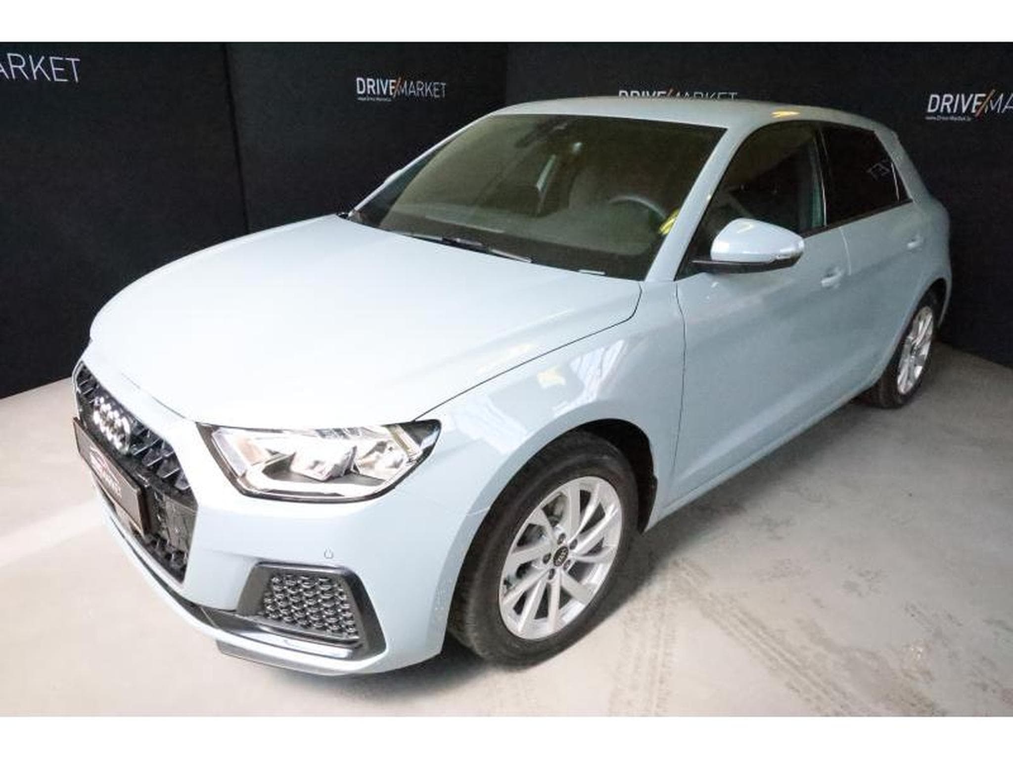 Audi A1 Advanced (2025) - Photo 18