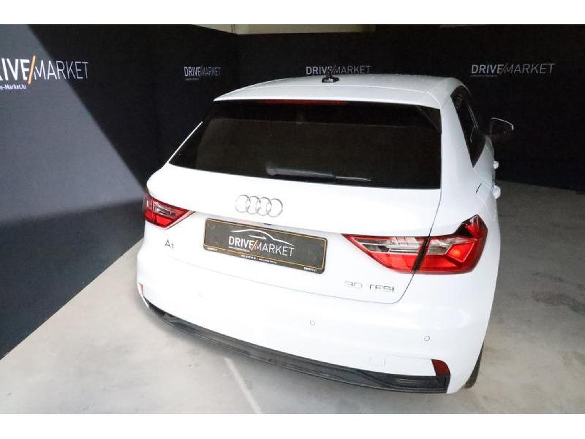 Audi A1 Advanced (2025) - Photo 8