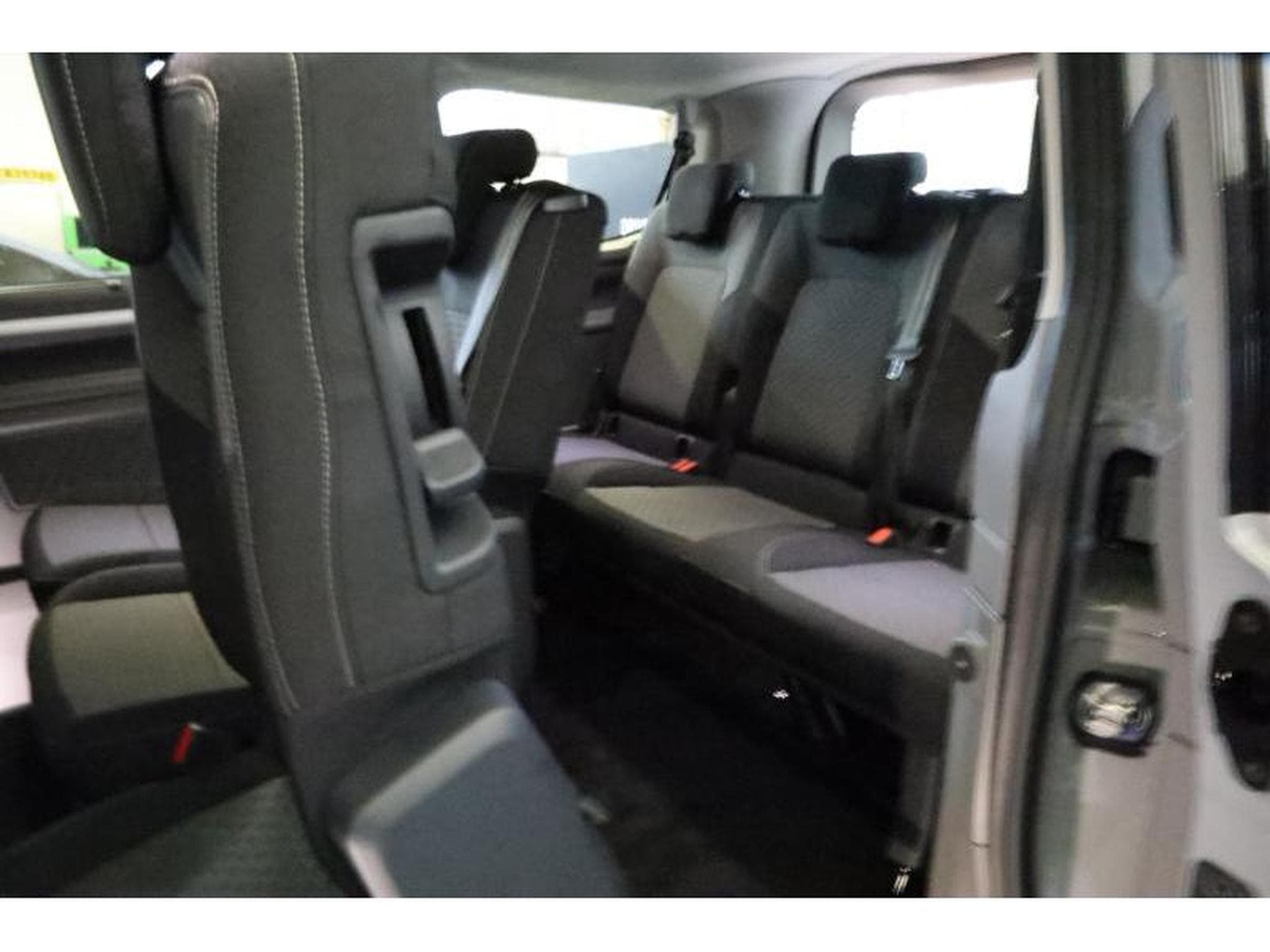 VW T7 Style Court (2025) - Photo 16