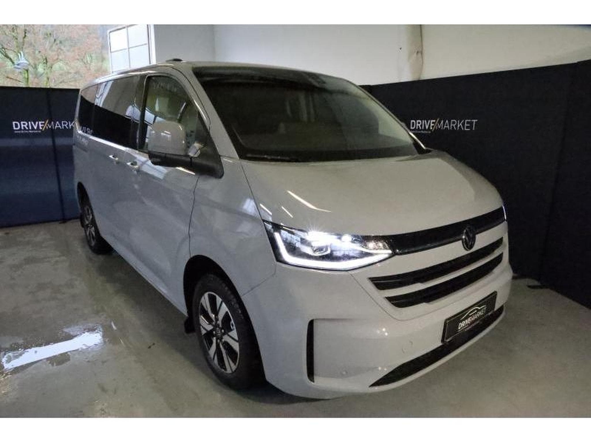 VW T7 Style Court (2025) - Photo 25