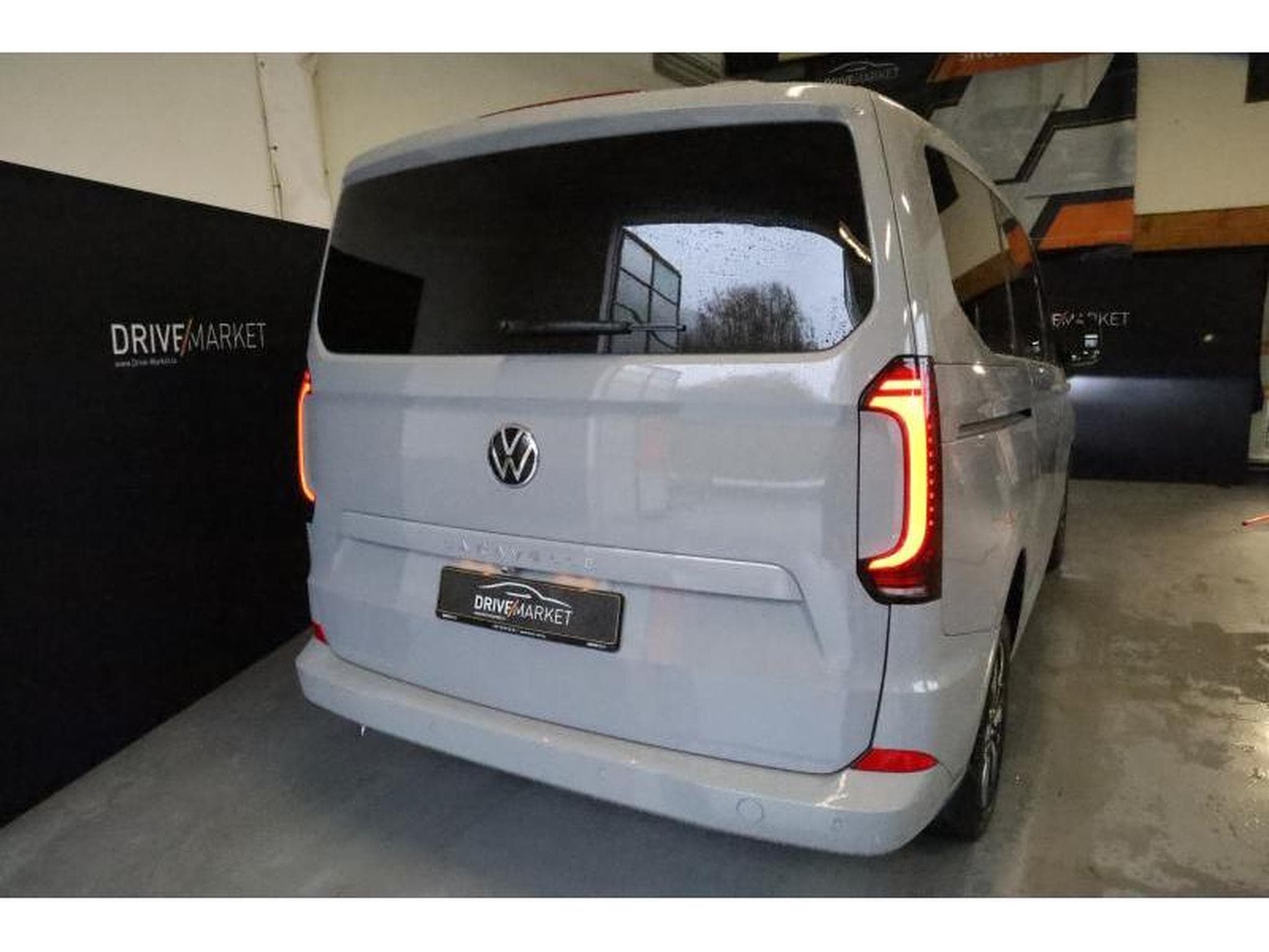 VW T7 Style Court (2025) - Photo 26