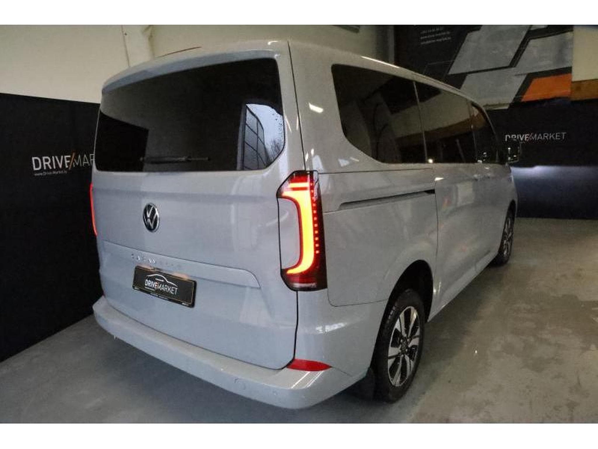 VW T7 Style Court (2025) - Photo 29