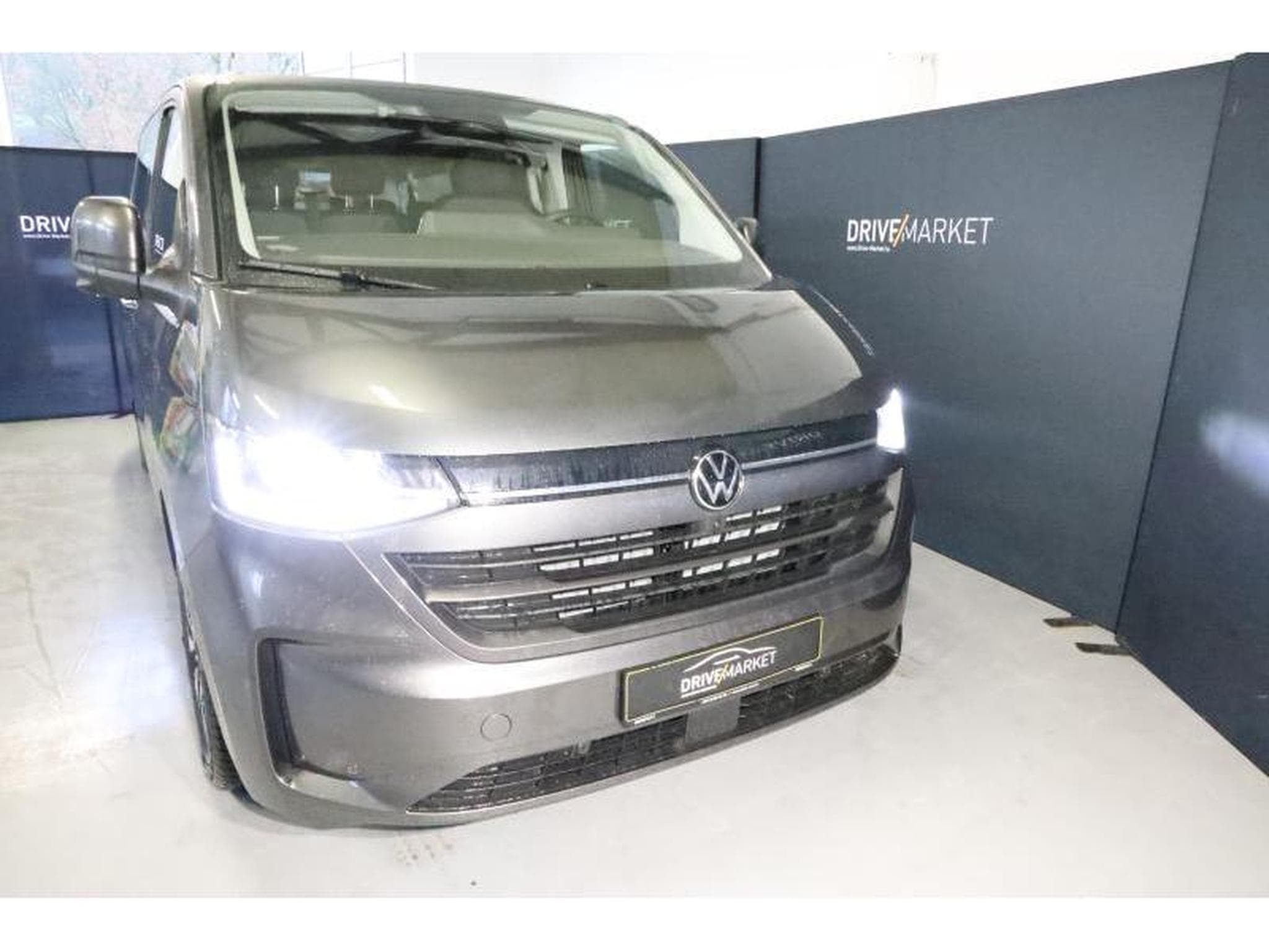 VW T7 Style Long (2025) - Photo 18