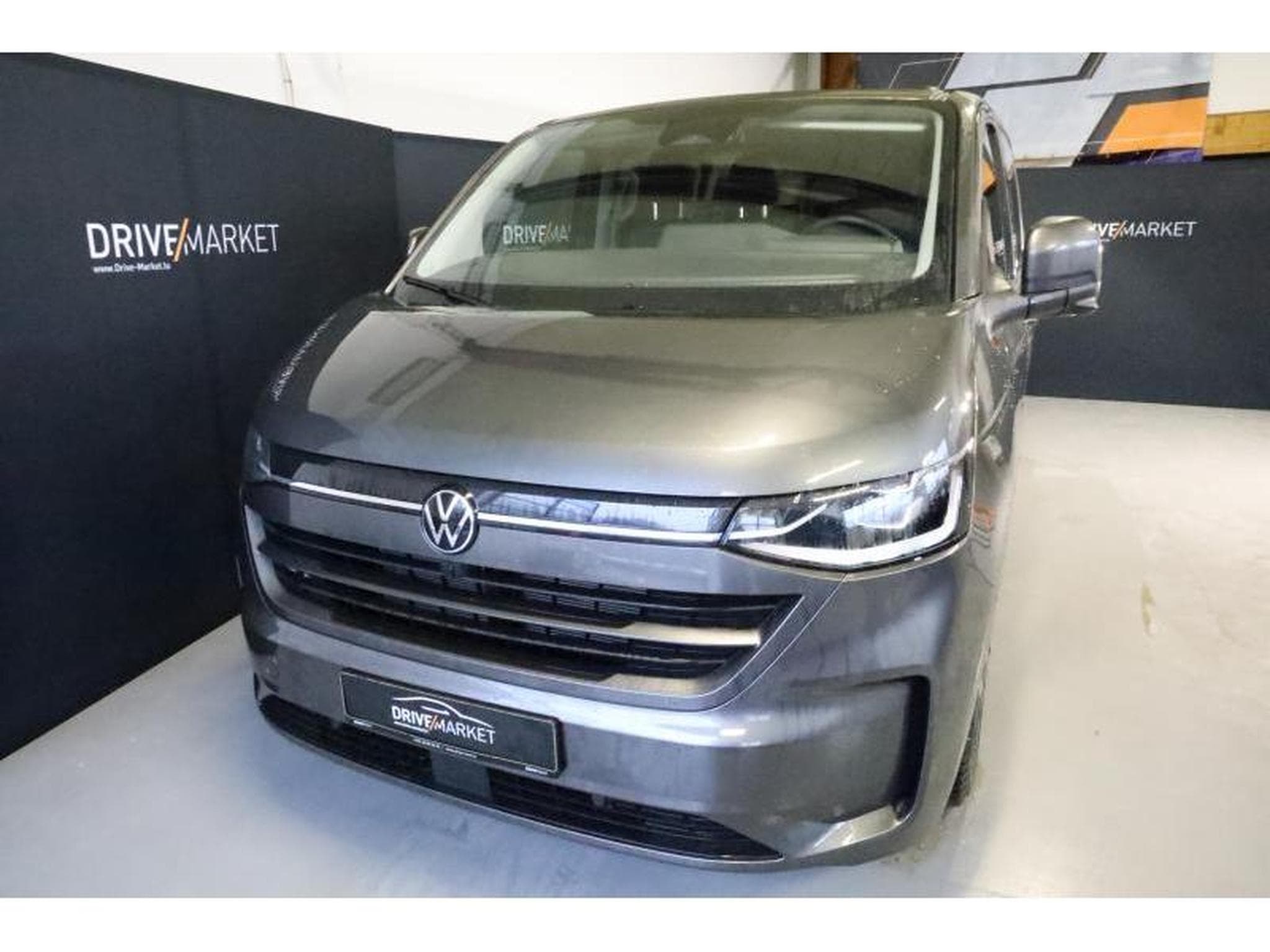 VW T7 Style Long (2025) - Photo 21
