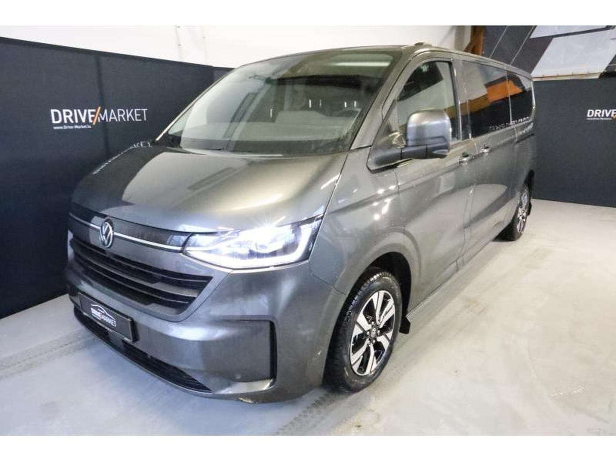 VW T7 Style Long (2025) - Photo 22