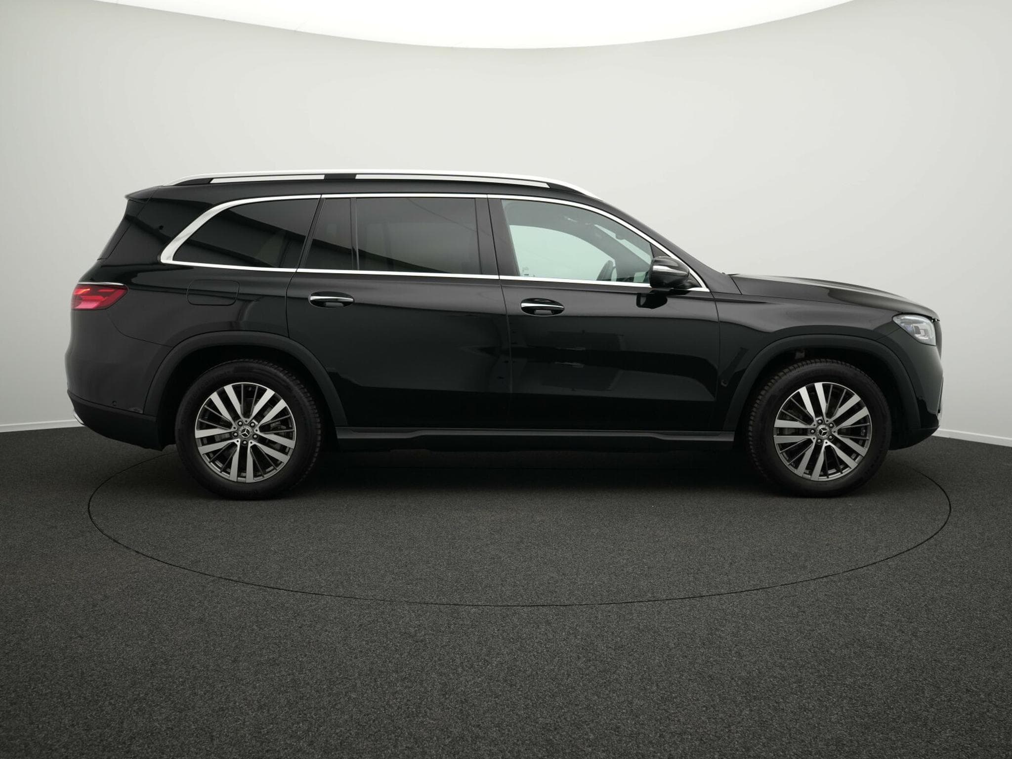 Mercedes GLS 350 d 4MATIC Pano+Multi+AHK+20"+Memo+Burm (2024) - Photo 5