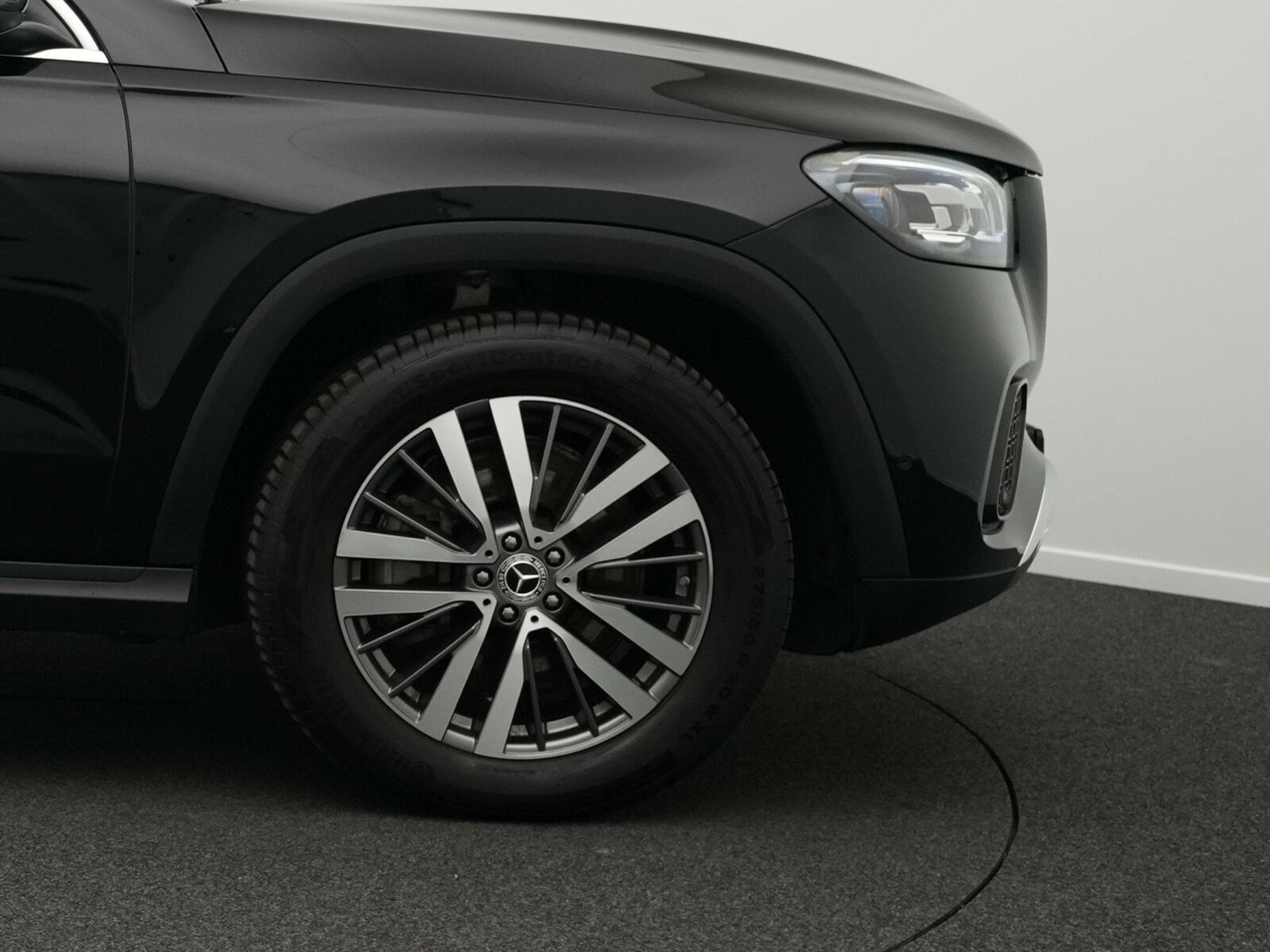 Mercedes GLS 350 d 4MATIC Pano+Multi+AHK+20"+Memo+Burm (2024) - Photo 6