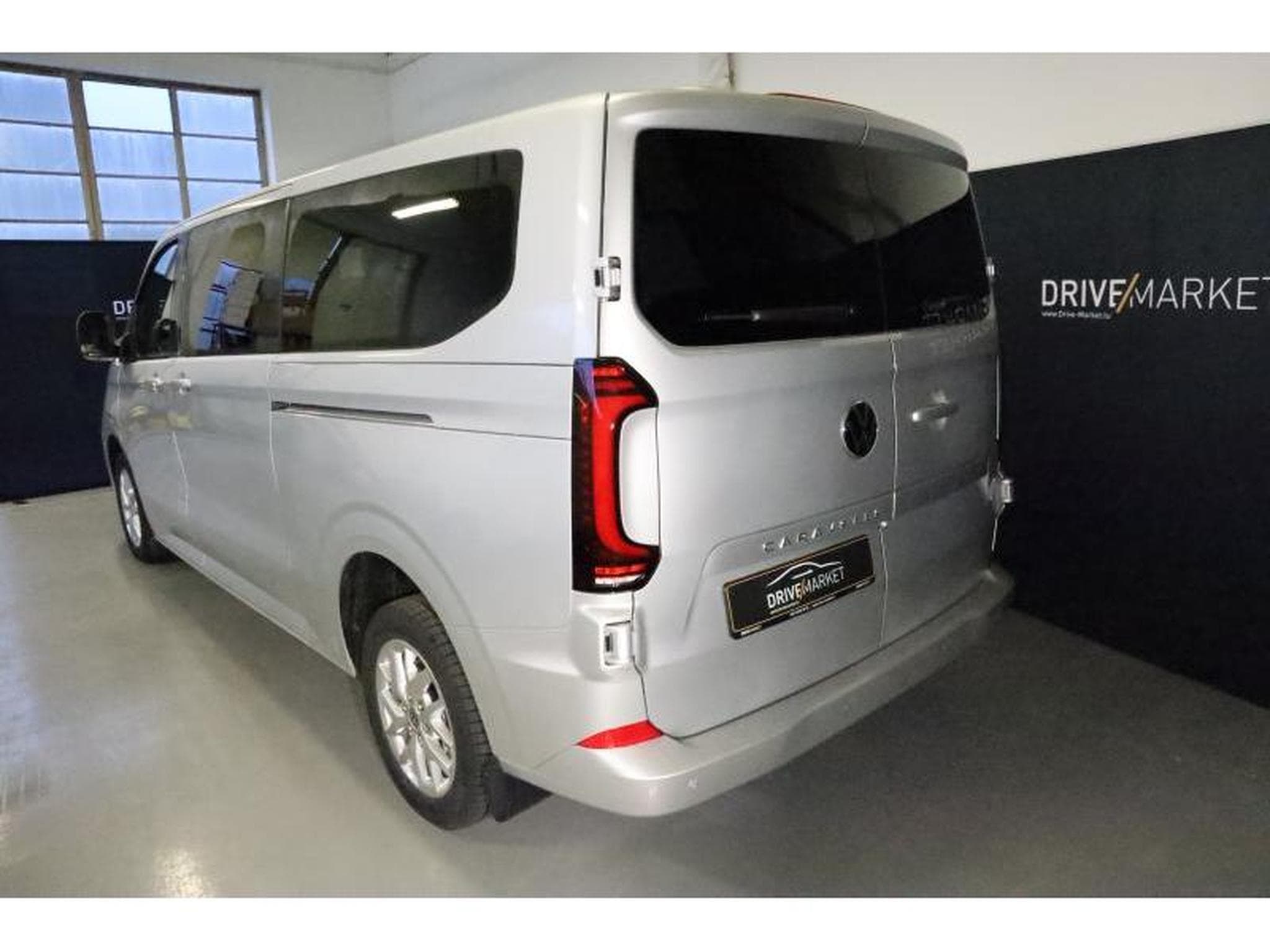 VW T7 Style LONG LR (2026) - Photo 22