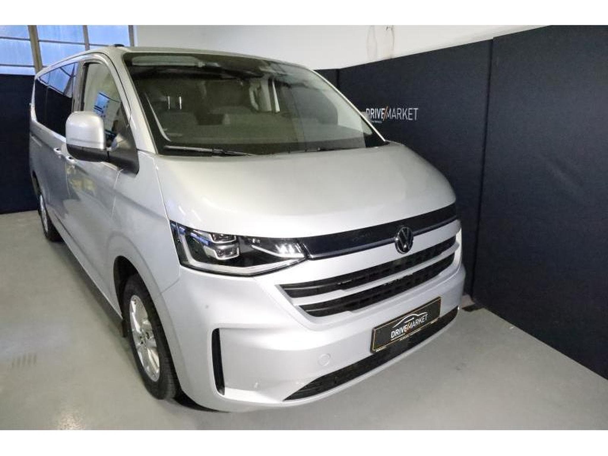 VW T7 Style LONG LR (2026) - Photo 23