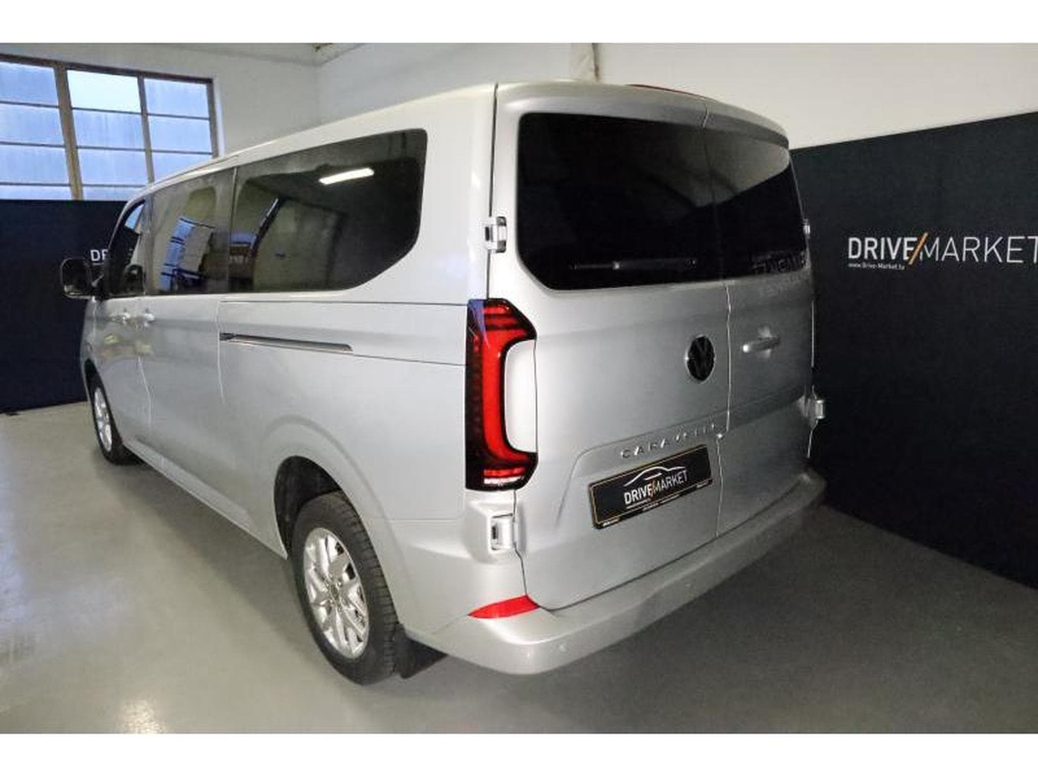 VW T7 Style LONG LR (2026) - Photo 24
