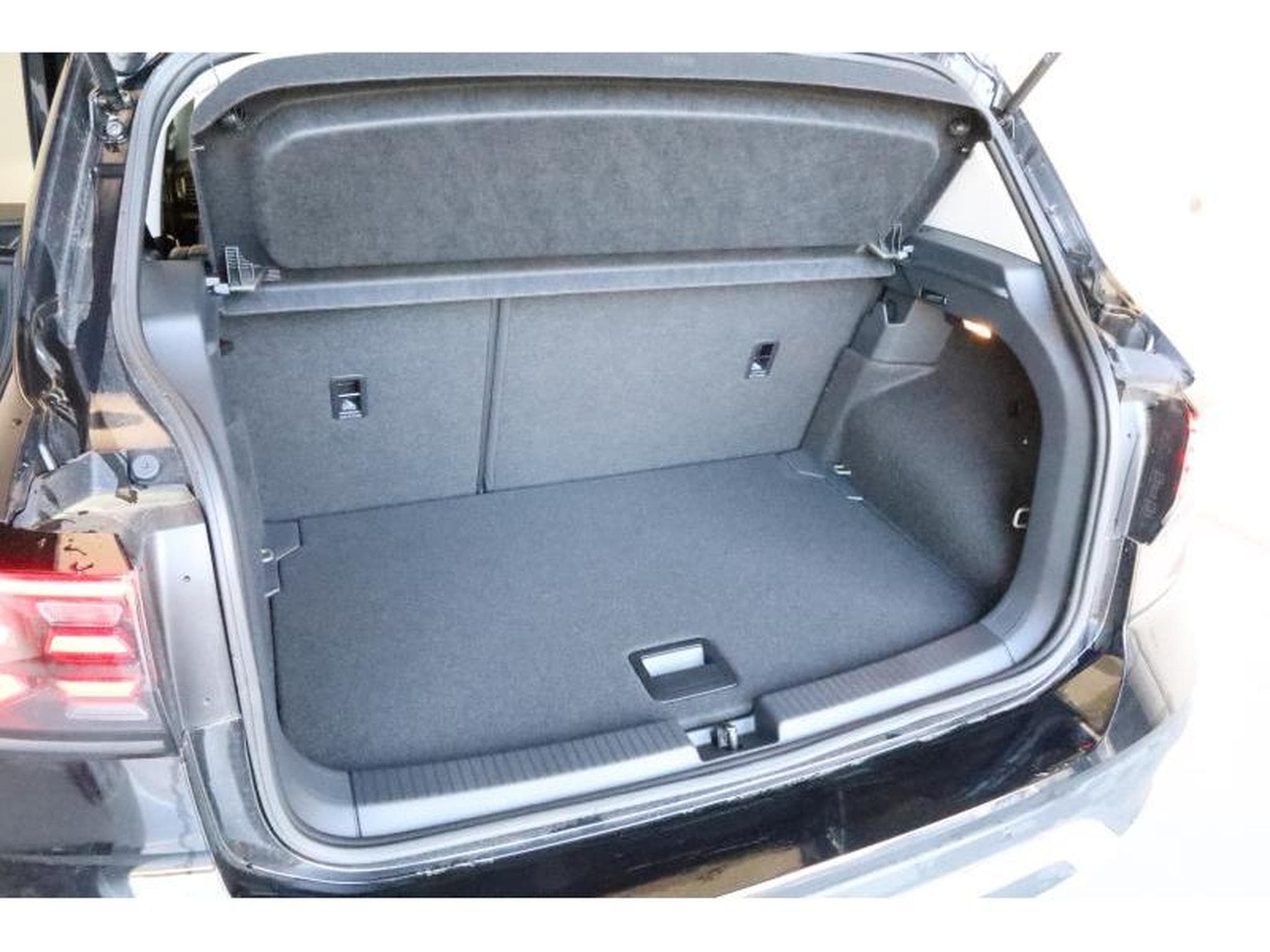 VW T-Cross Life (2025) - Photo 8