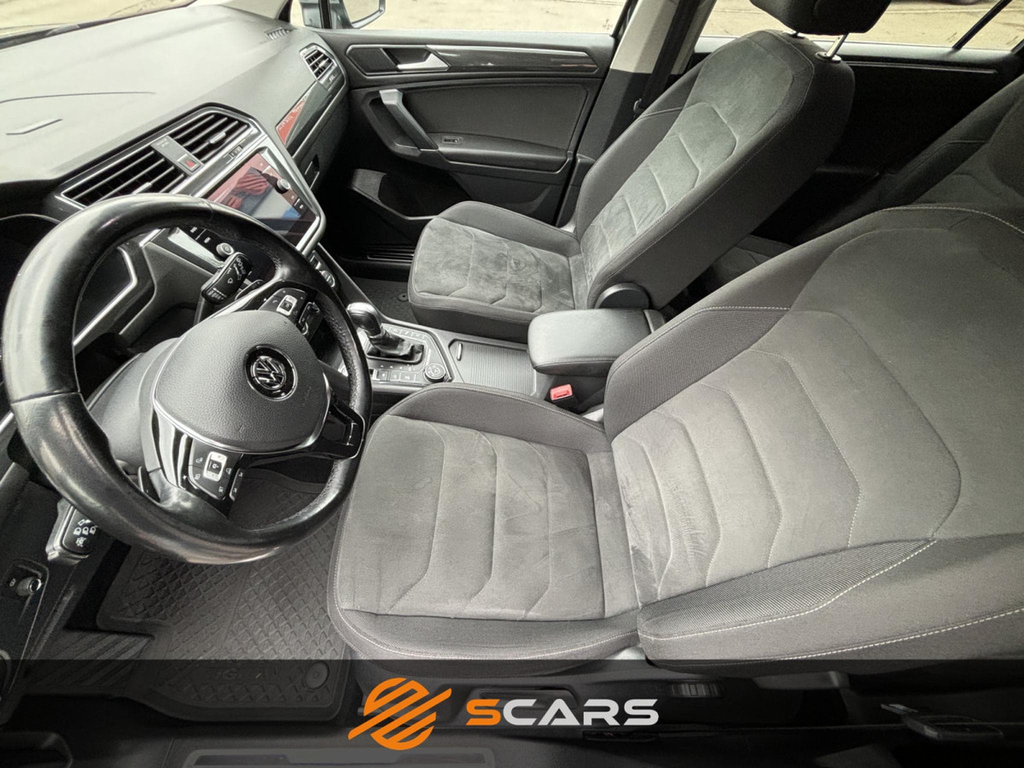 VW Tiguan Allspace 2.0 Tsi DSG 4Motion 7 places (2018) - Photo 14