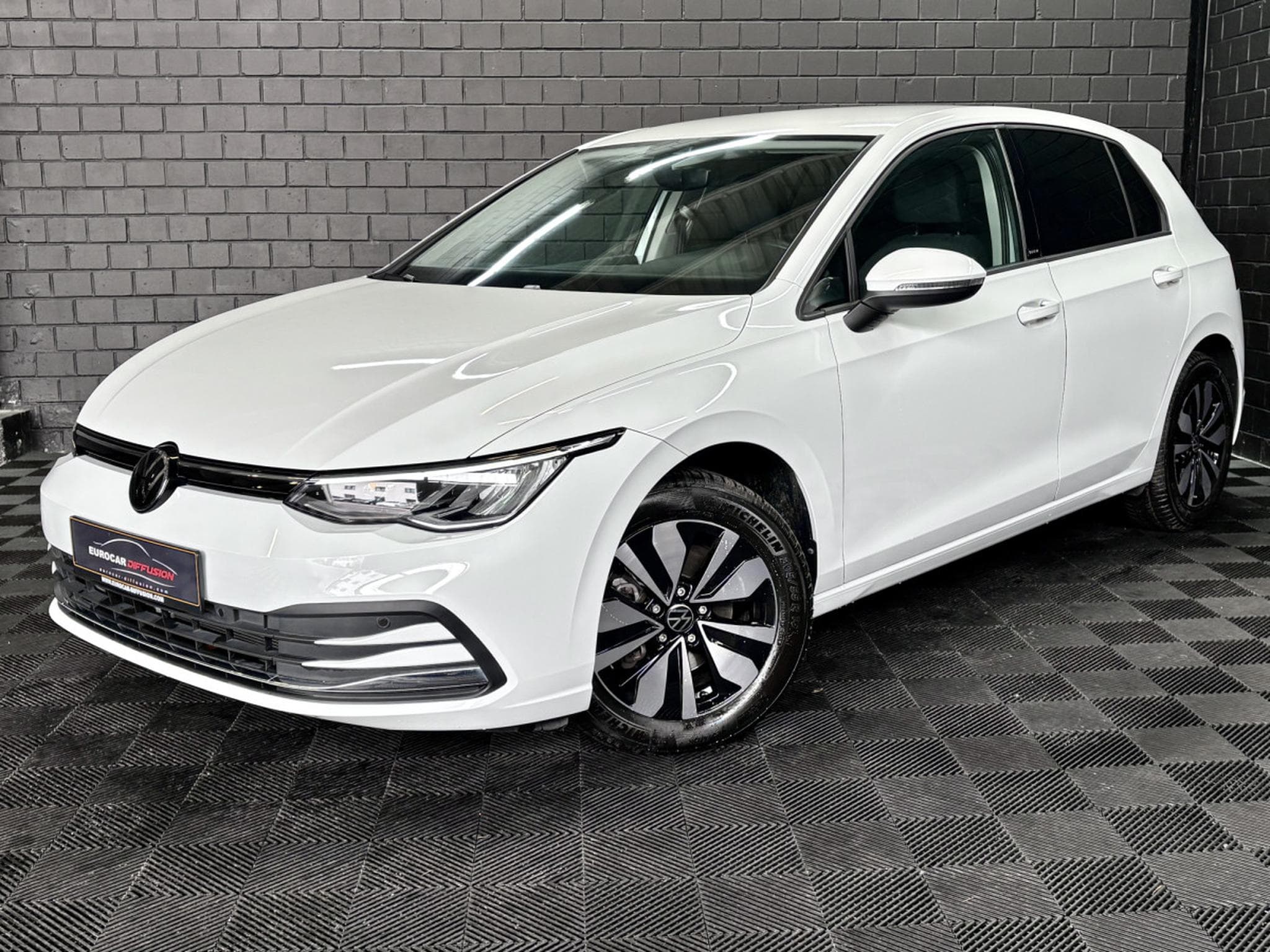 VW Golf Life MOVE 2.0 TDI DSG7 115 CV **4 SAISONS** (2024) - Photo 1
