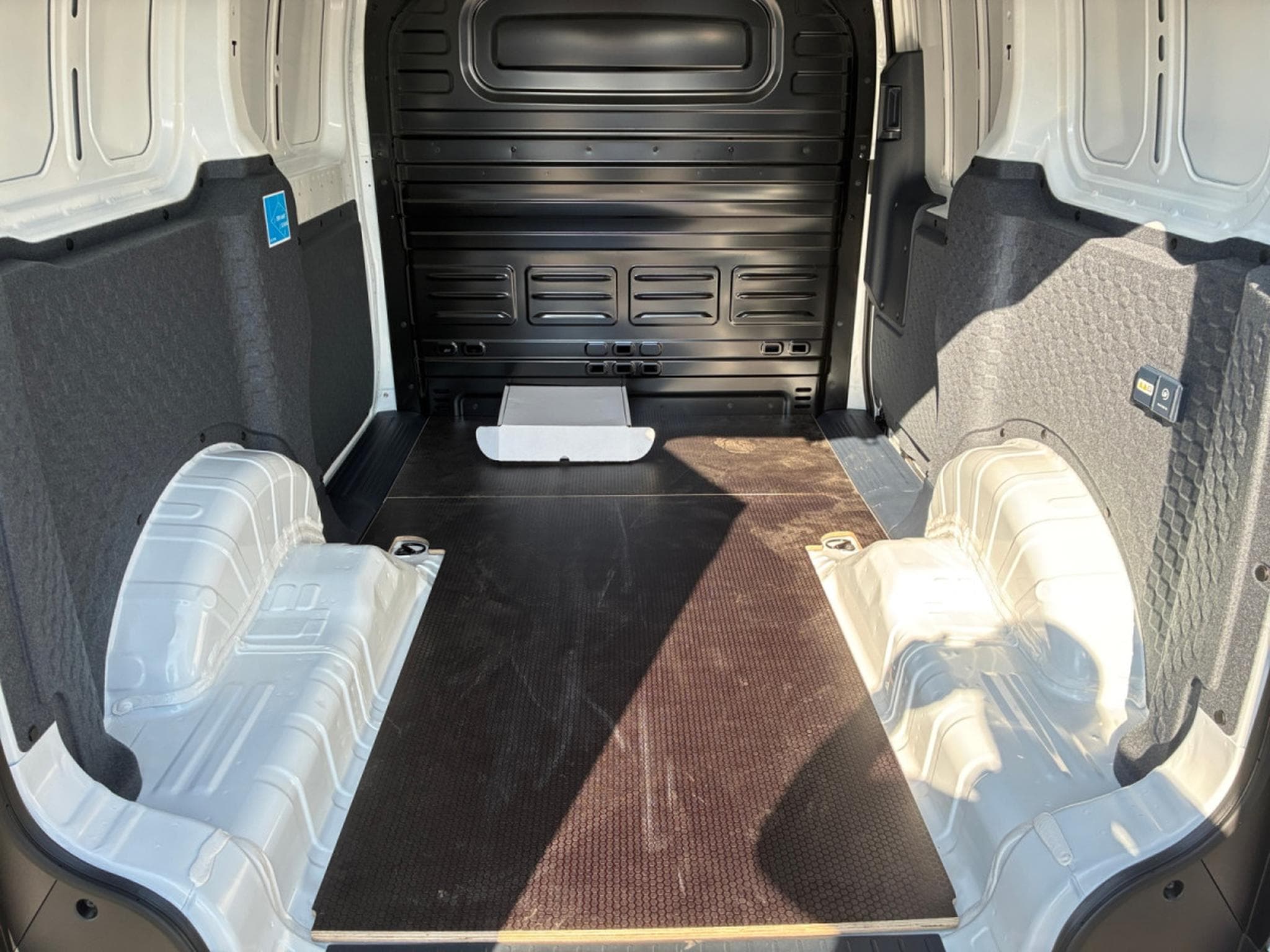 Kia PV5 Cargo PV5 Cargo Plus 71.2 kWh (2026) - Foto 24