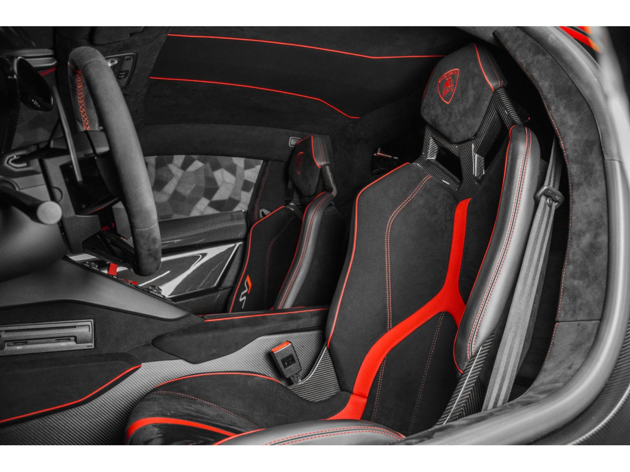 Lamborghini Aventador SVJ Coupé 6.5 V12 770 CH / 1 OF 900 / ROSSO MARS (2021) - Photo 10