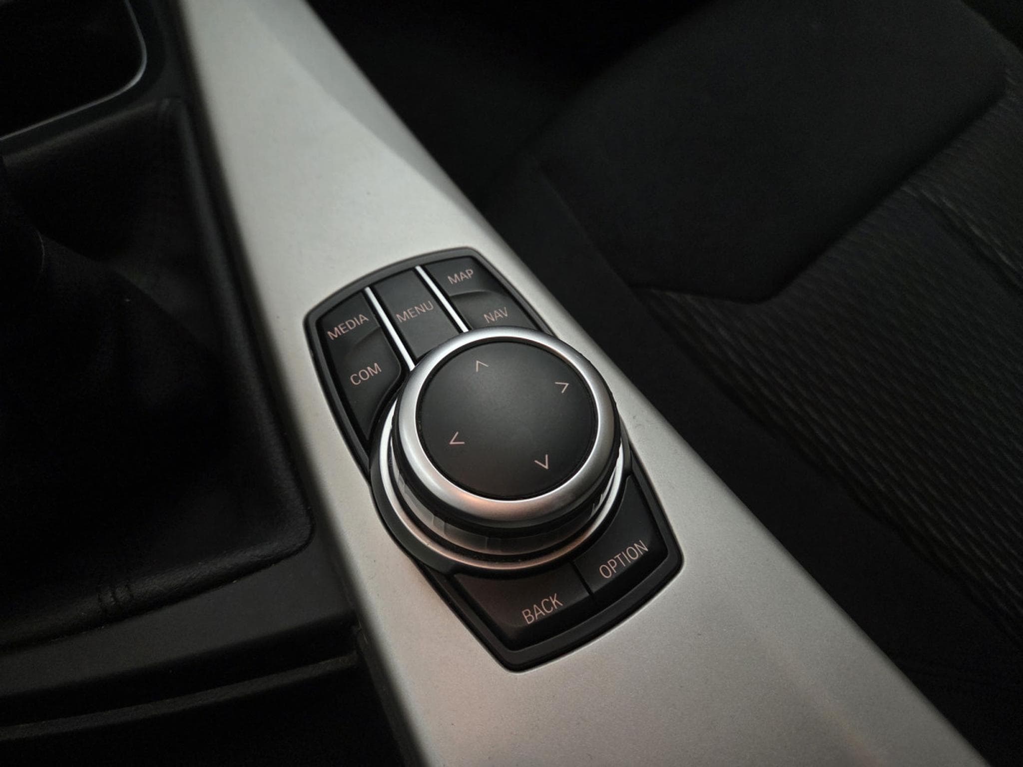 BMW 318 d Touring advantage 136CV (2018) - Photo 15