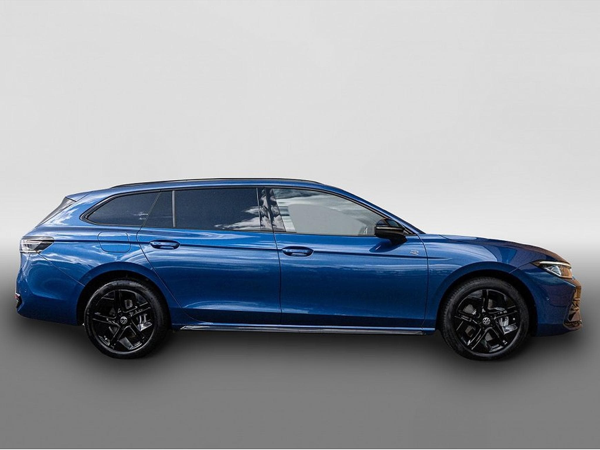 VW Passat (2025) - Photo 4