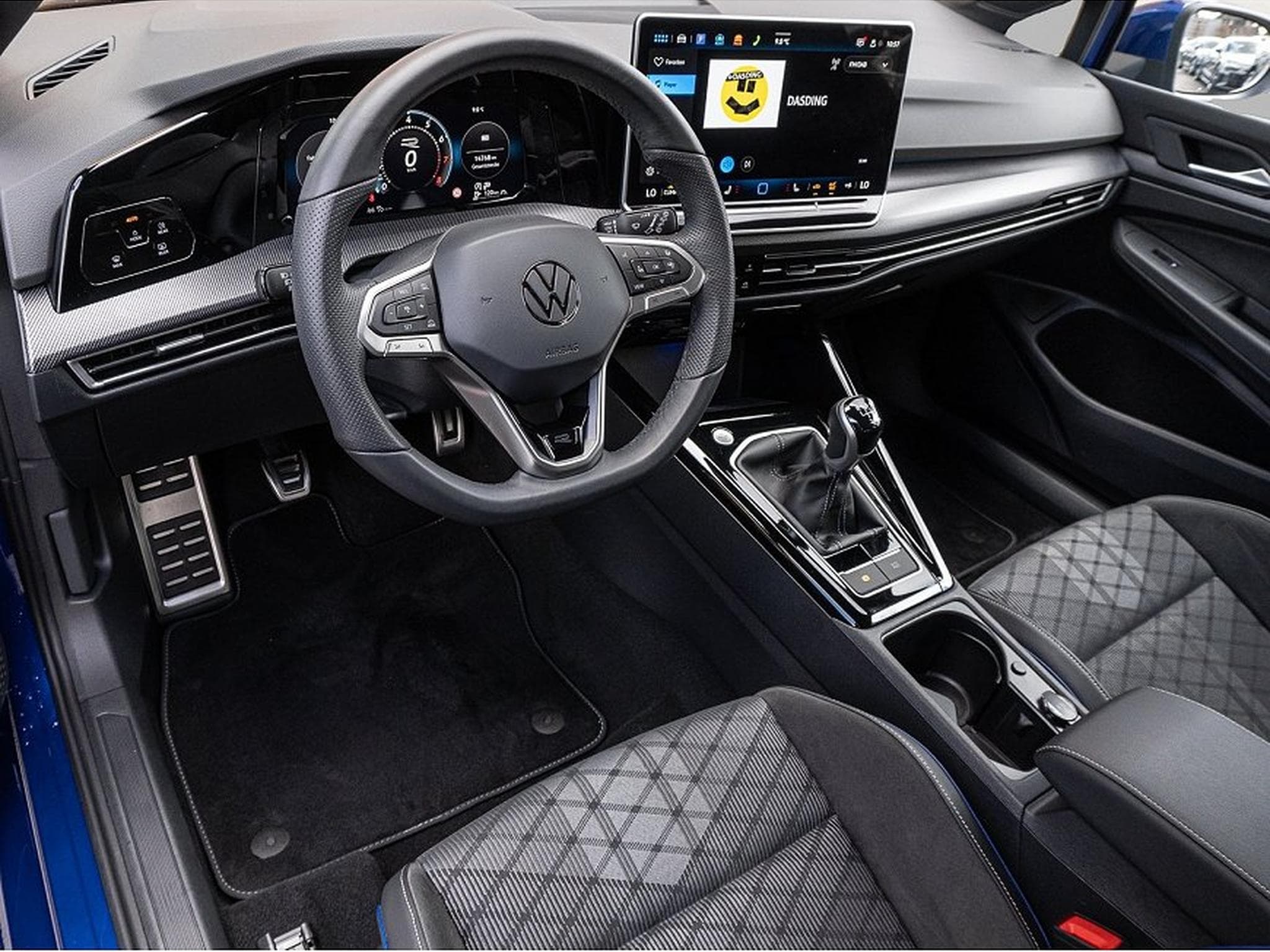 VW Golf (2025) - Photo 7