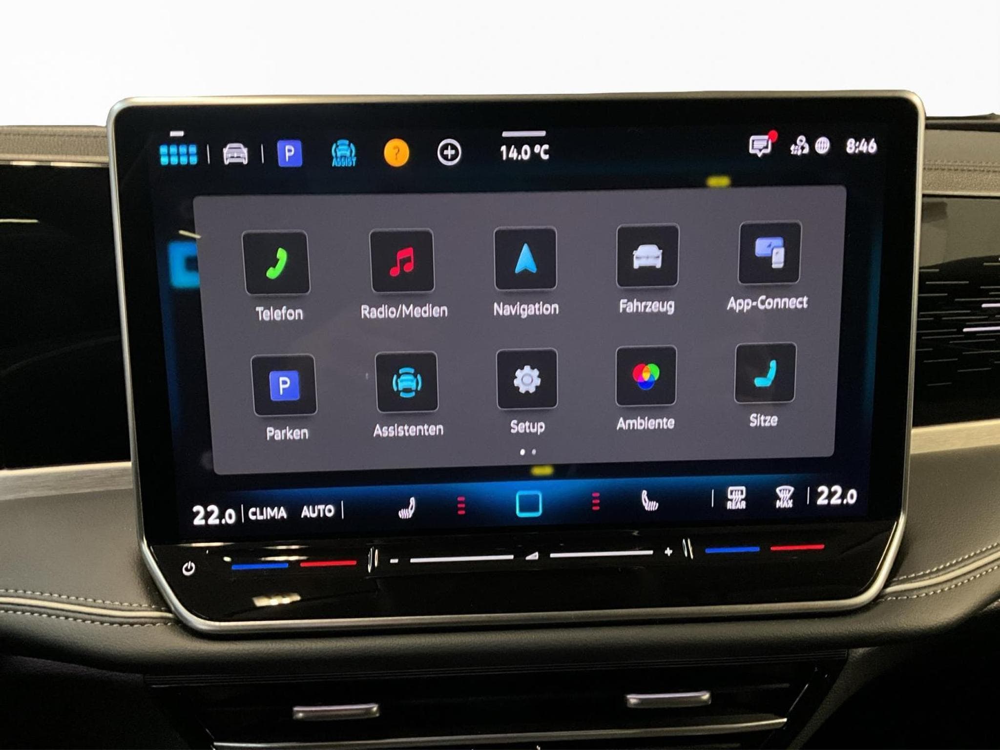 VW Passat Elegance+DSG+Led+Navi+Digi+ (2025) - Photo 13