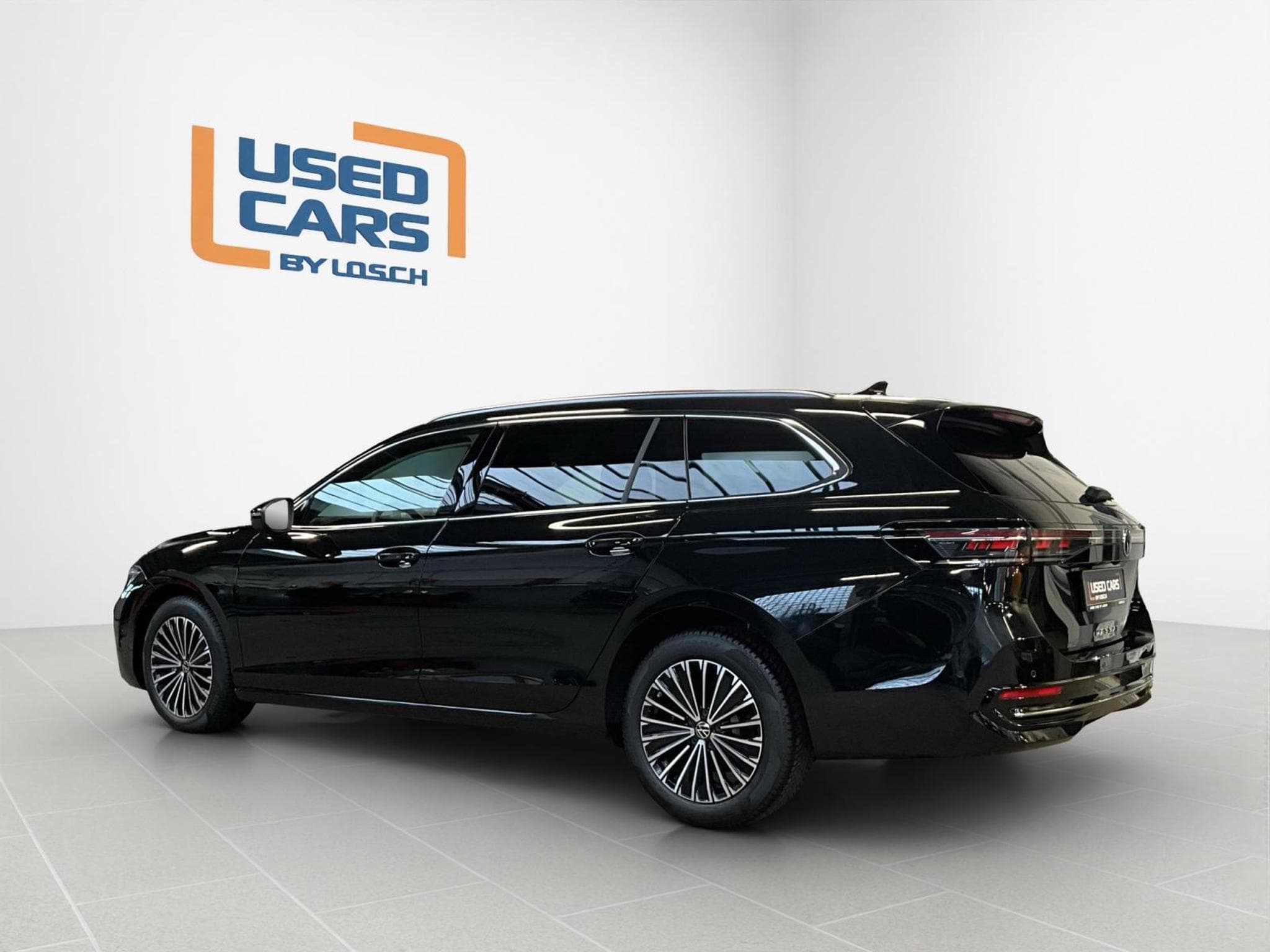 VW Passat Elegance+DSG+Led+Navi+Digi+ (2025) - Photo 5