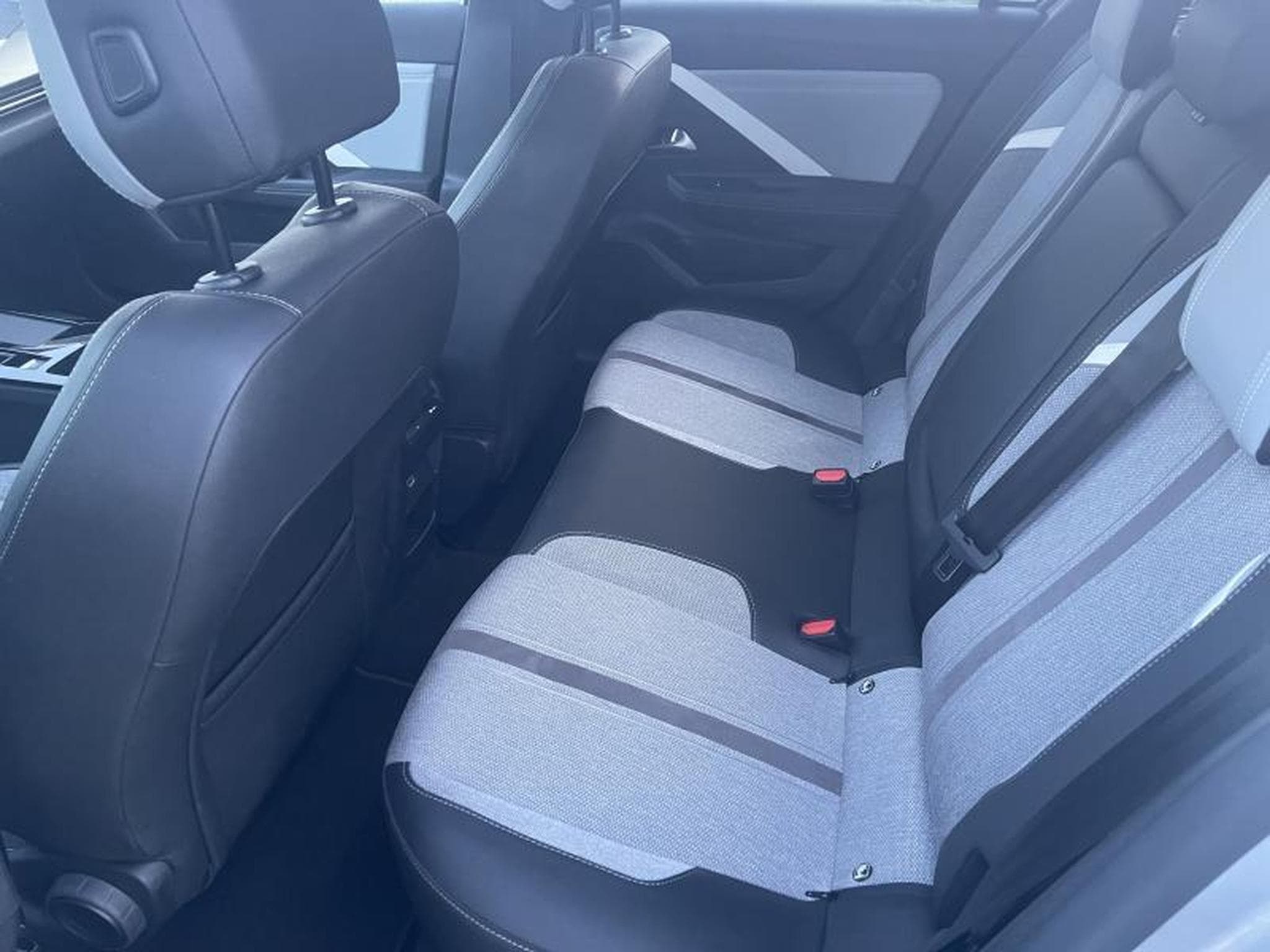 Opel Astra Business Elegance (2023) - Foto 4