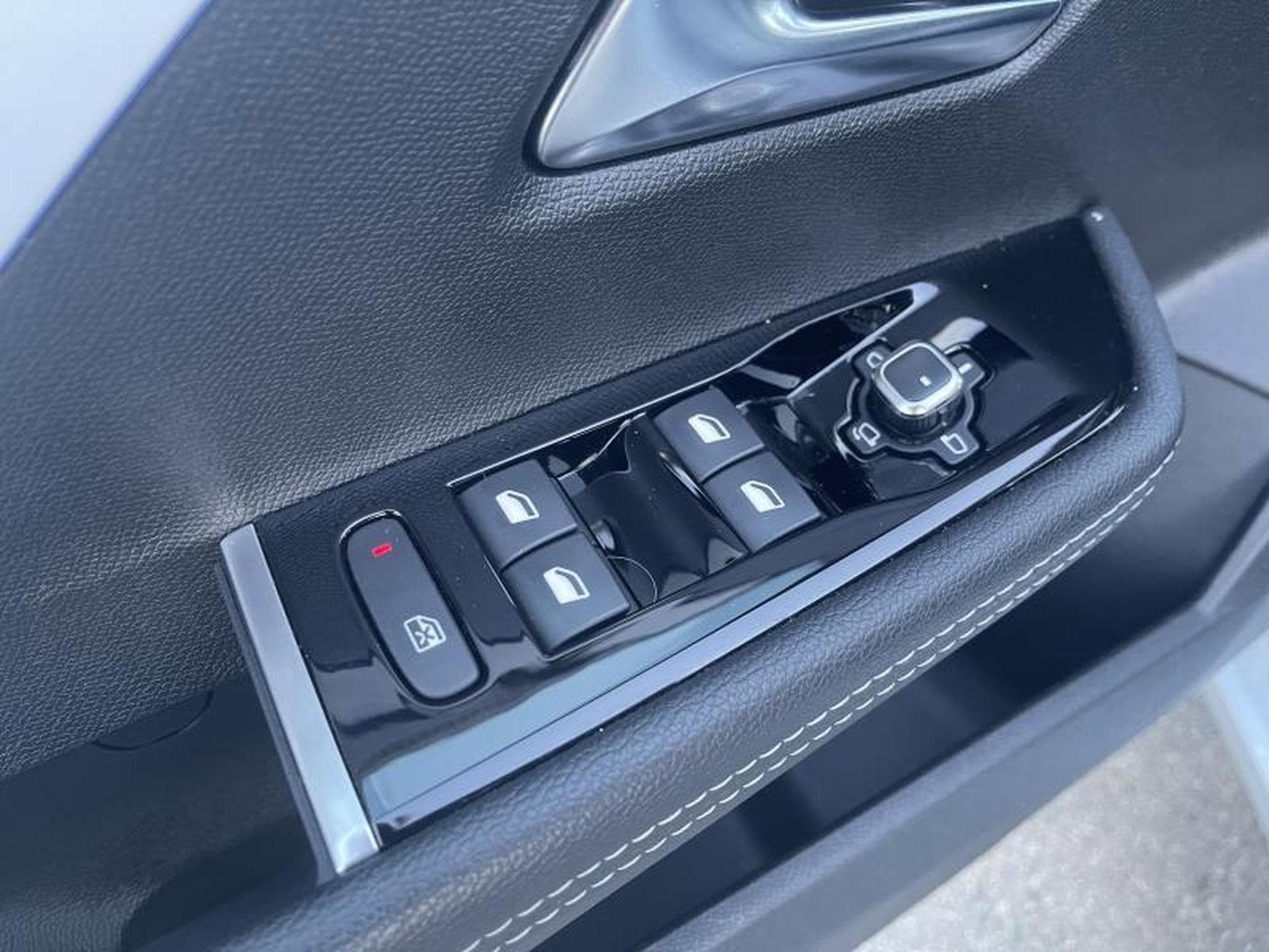 Opel Astra Business Elegance (2023) - Foto 6