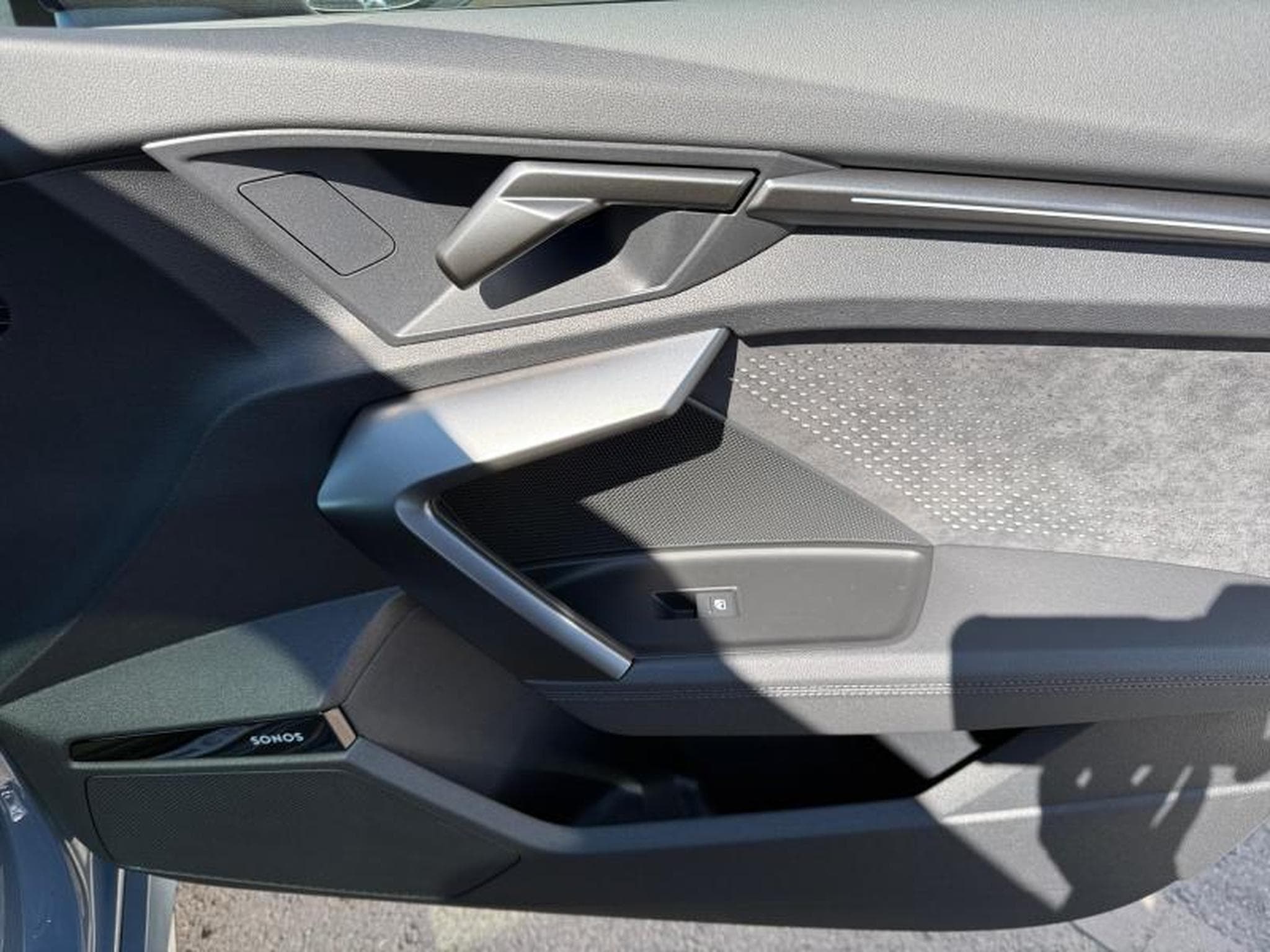 Audi RS3 Limousine / Essence (2026) - Photo 20