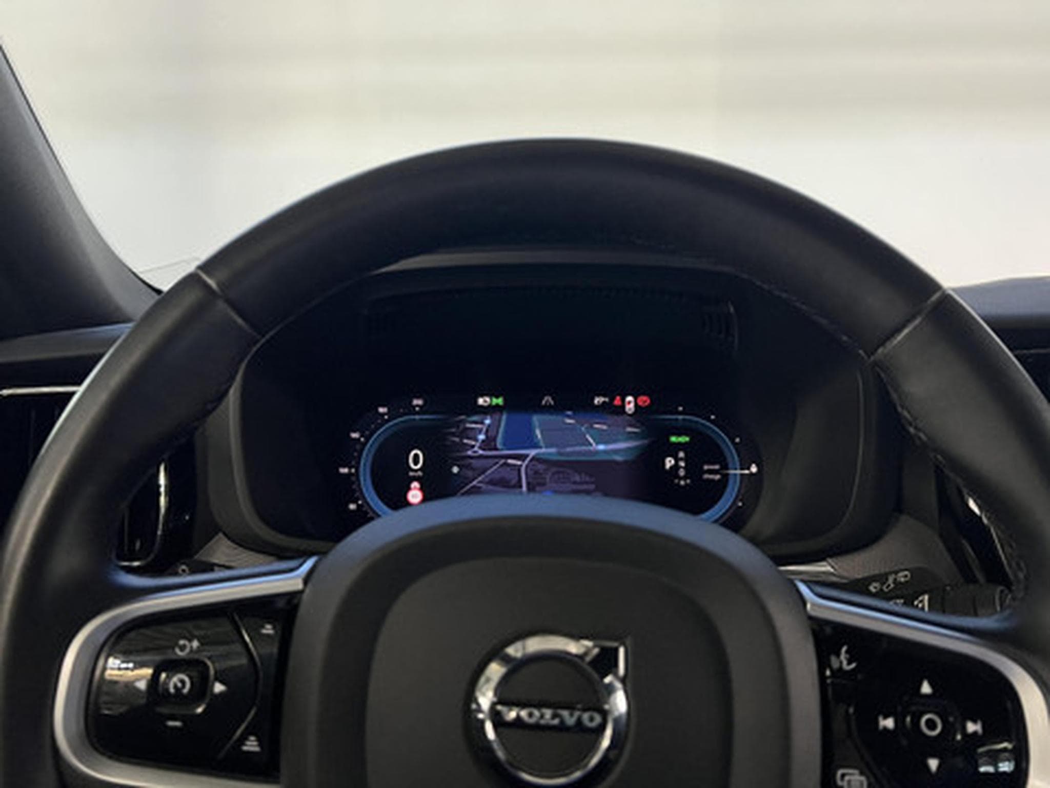 Volvo XC60 XC-60 T6 Recharge Geartronic R-Design | ADAPTIVE CRUISE CONT (2026) - Photo 10