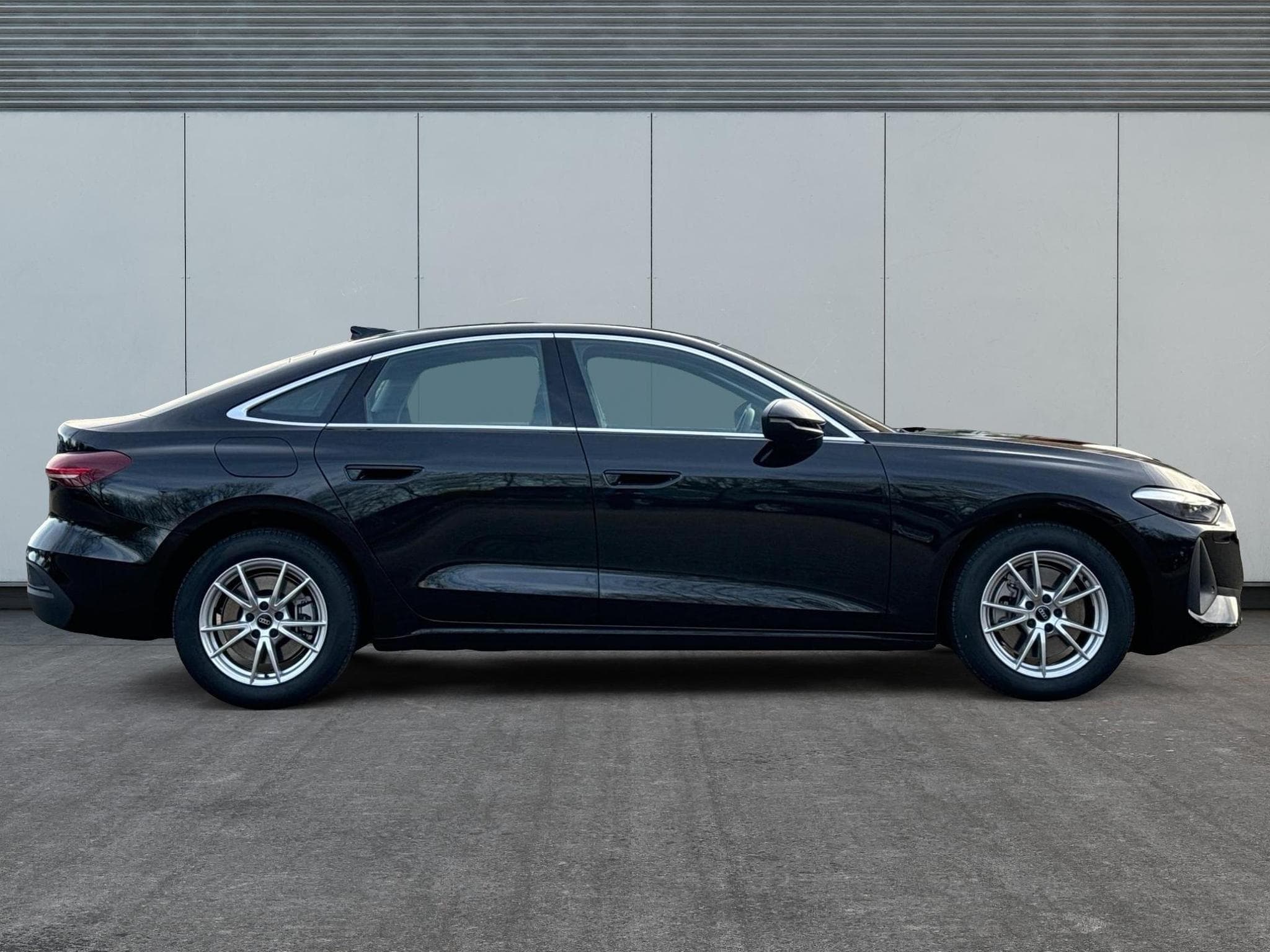 Audi A5 Basis (2025) - Foto 5