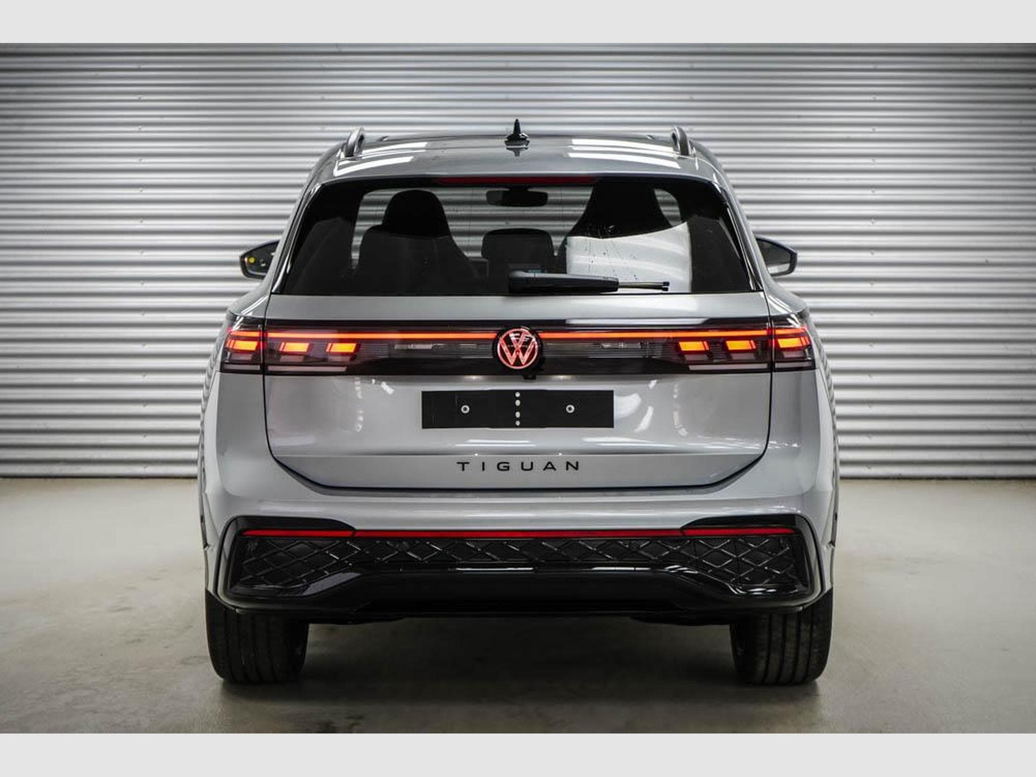 VW Tiguan 2,0 TDI DSG (2025) - Photo 4