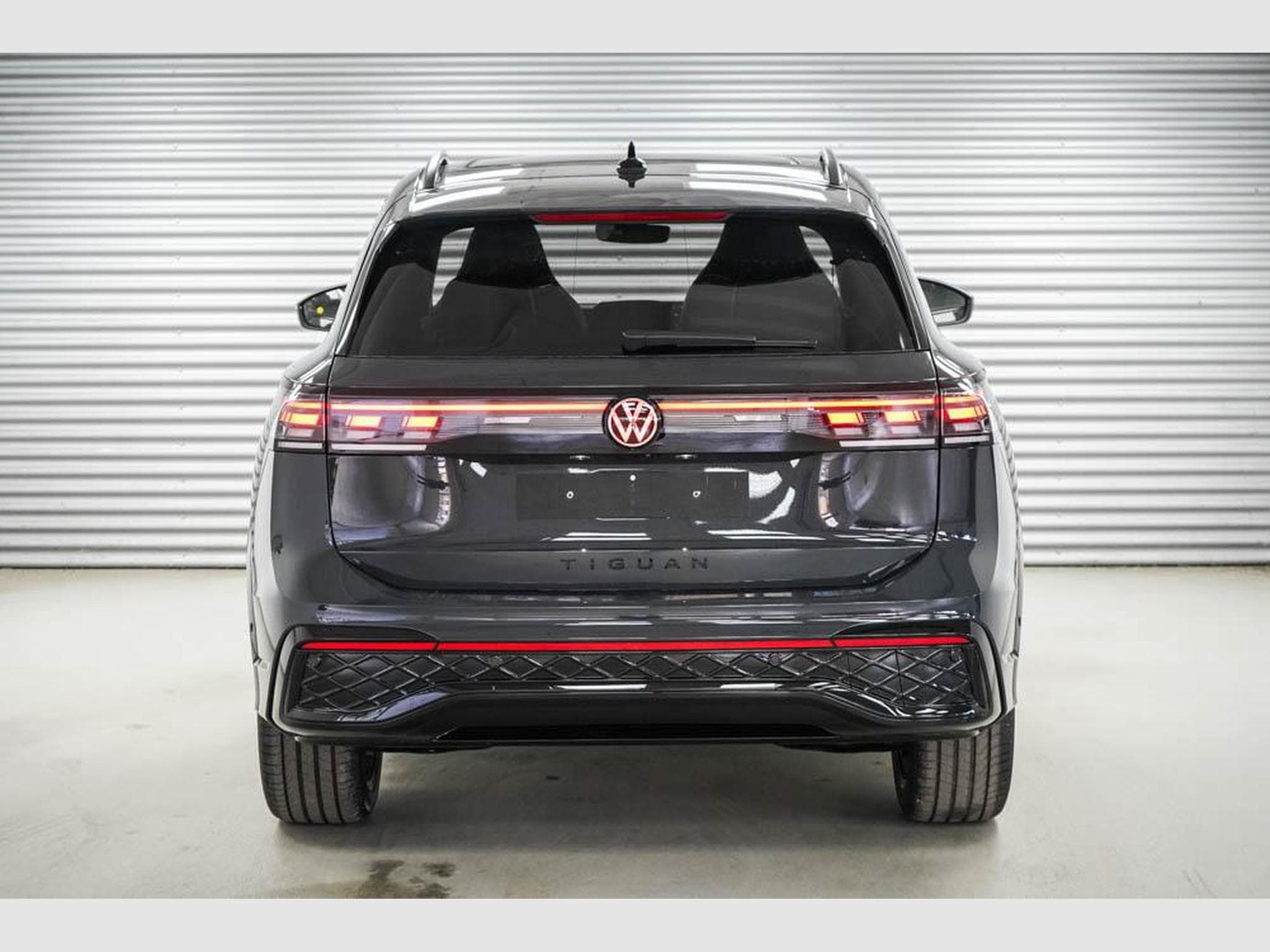 VW Tiguan 2,0 TDI DSG (2025) - Photo 4