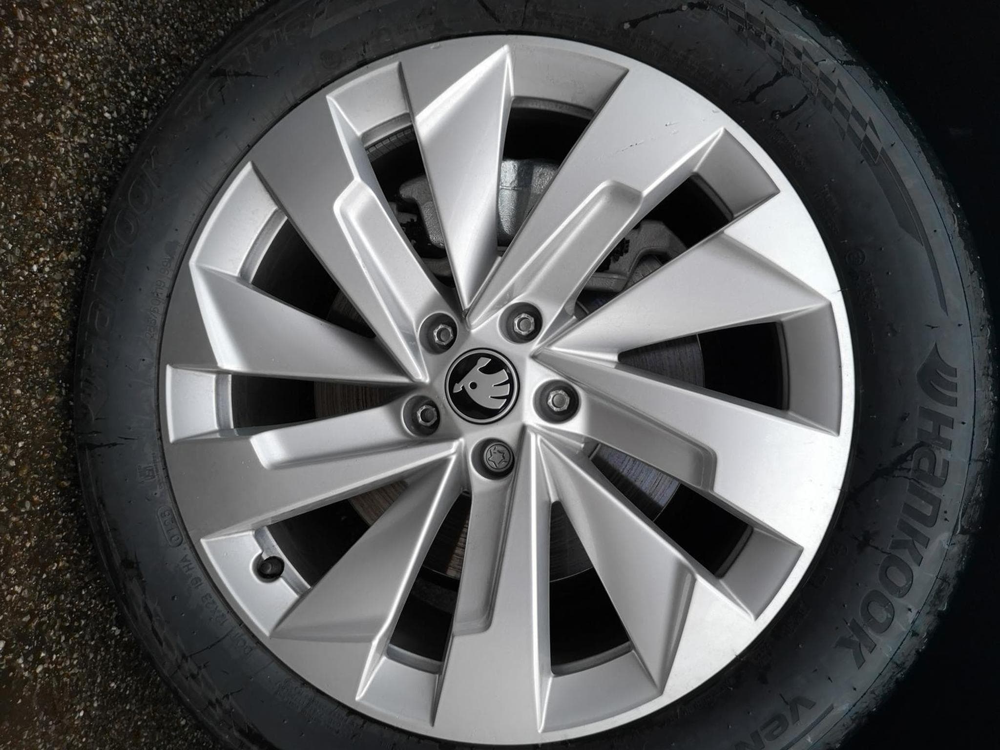 Skoda Kodiaq 2.0 TDI 142 kW 4x4 Selection (2026) - Photo 3