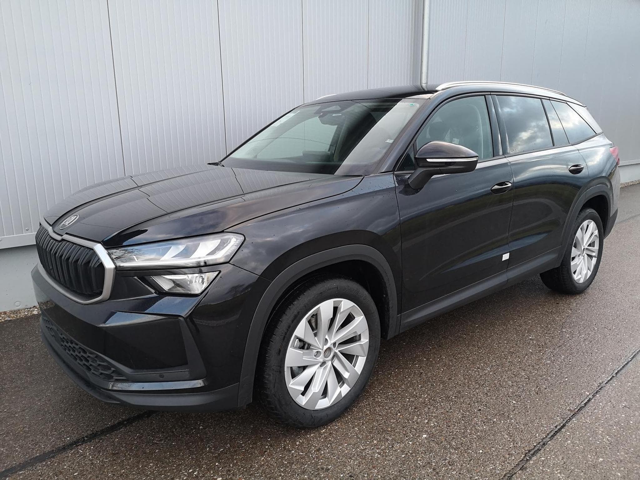 Skoda Kodiaq 2.0 TDI 142 kW 4x4 Selection (2026) - Photo 1