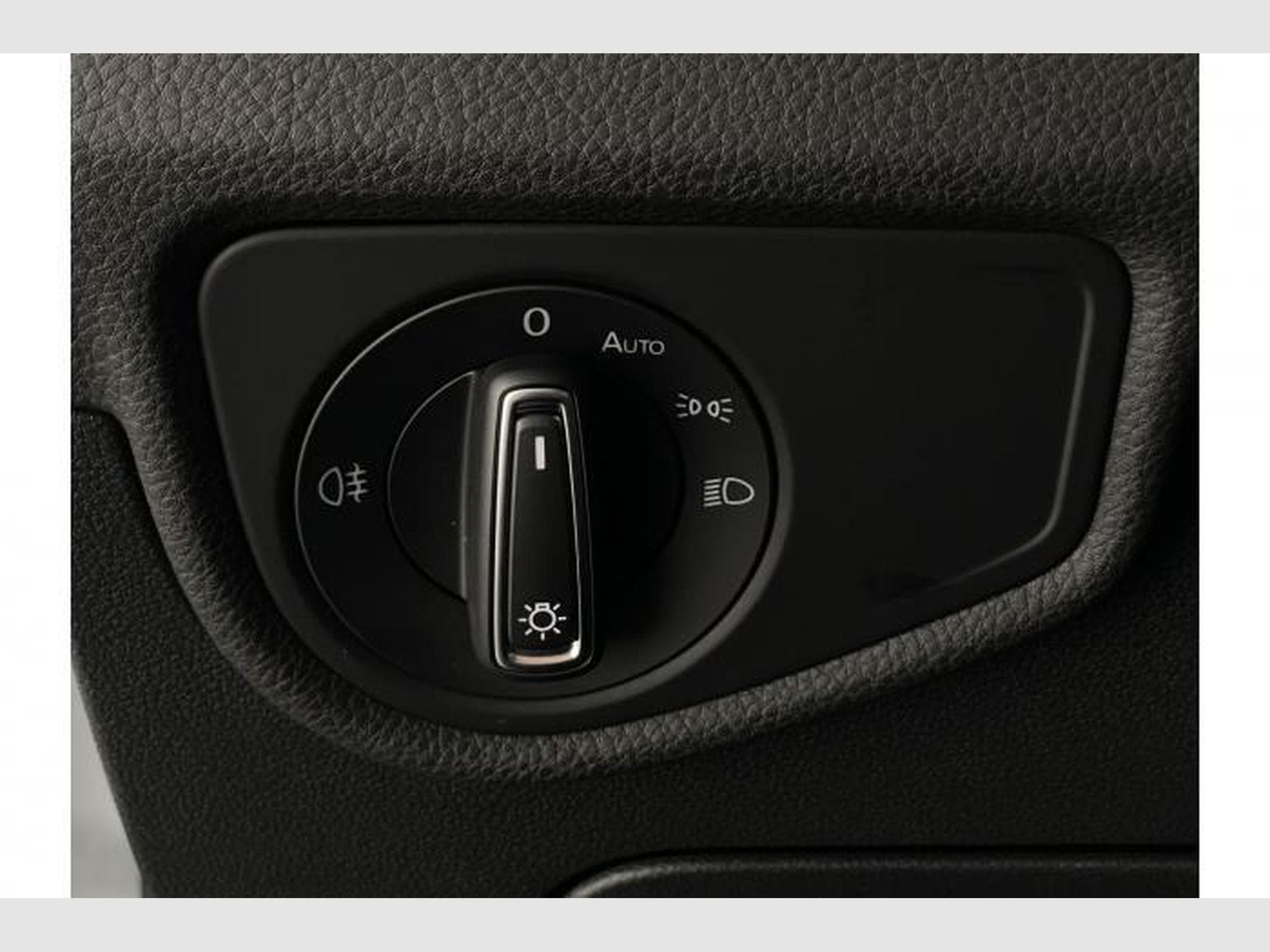 VW Touran New Edition R-Line (2026) - Foto 24