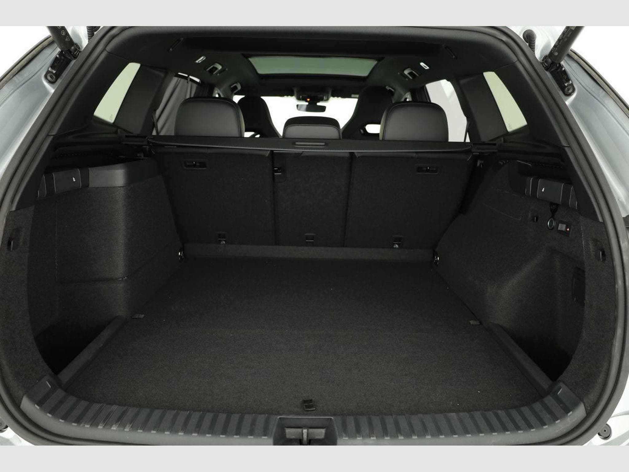 VW Tayron 1.5 TSI eHybrid 150 kW R-Line (2026) - Foto 12