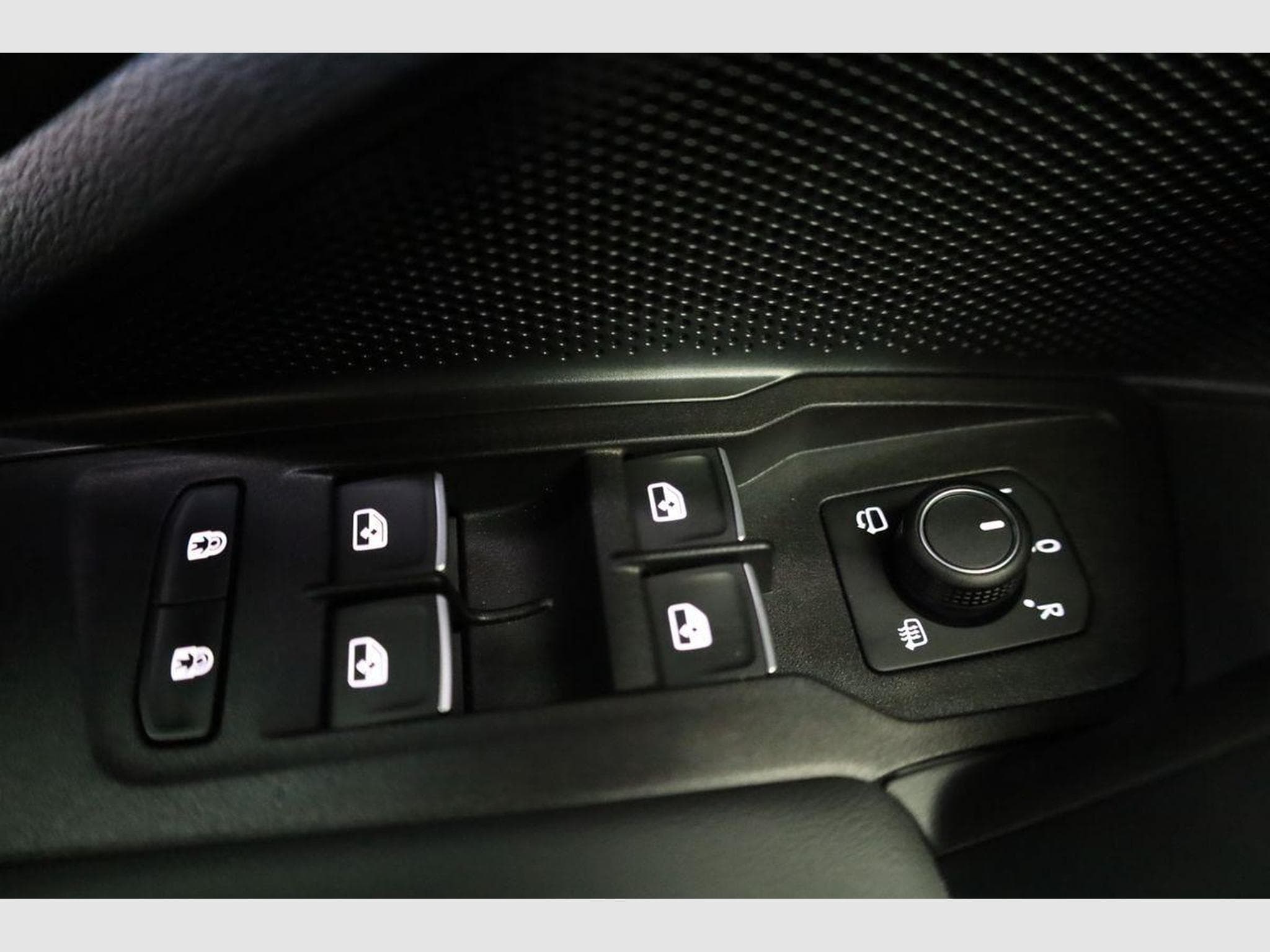 VW Tayron 1.5 TSI eHybrid 150 kW R-Line (2026) - Foto 7