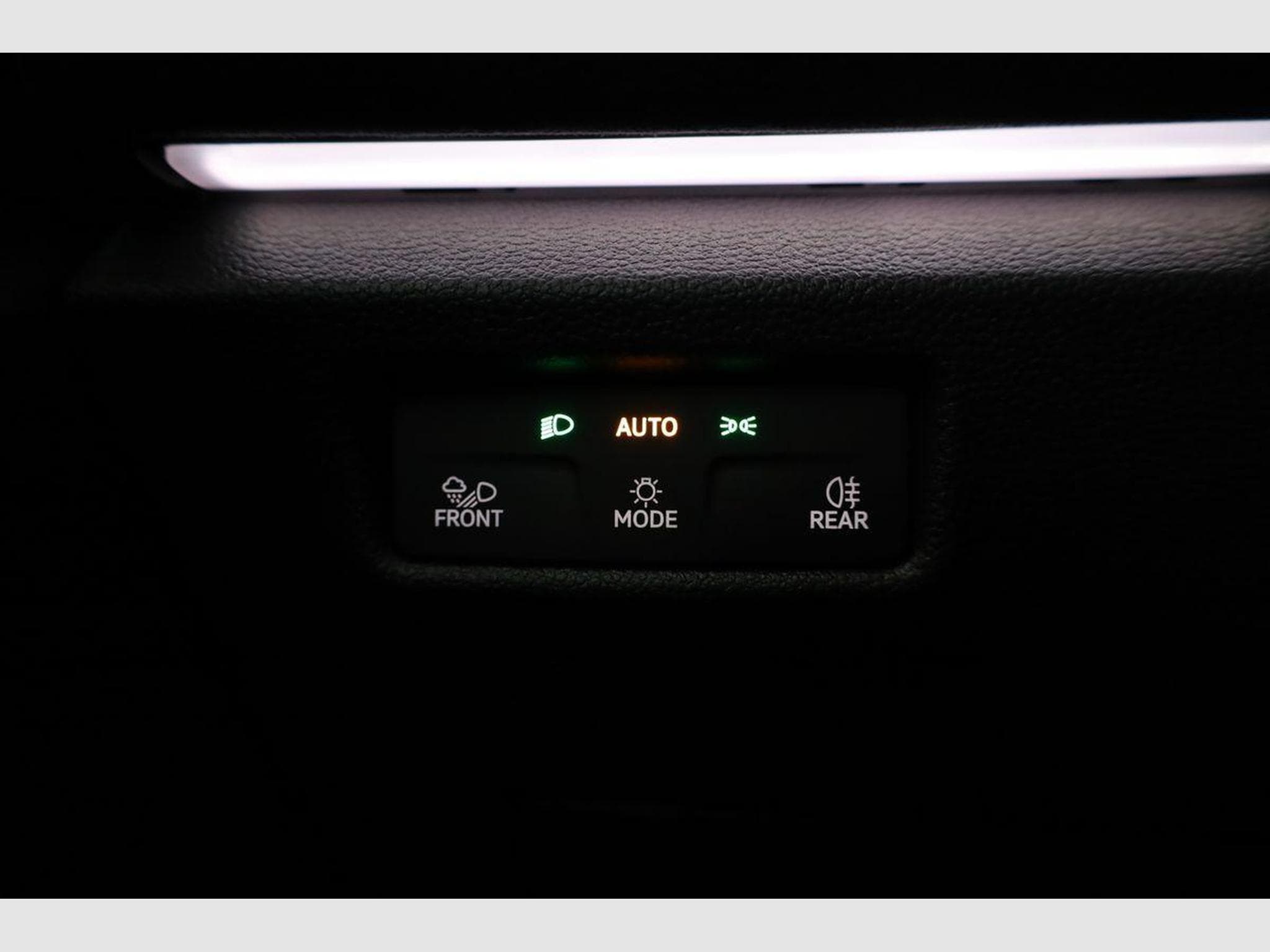 VW Tayron 1.5 TSI eHybrid 150 kW R-Line (2026) - Foto 8