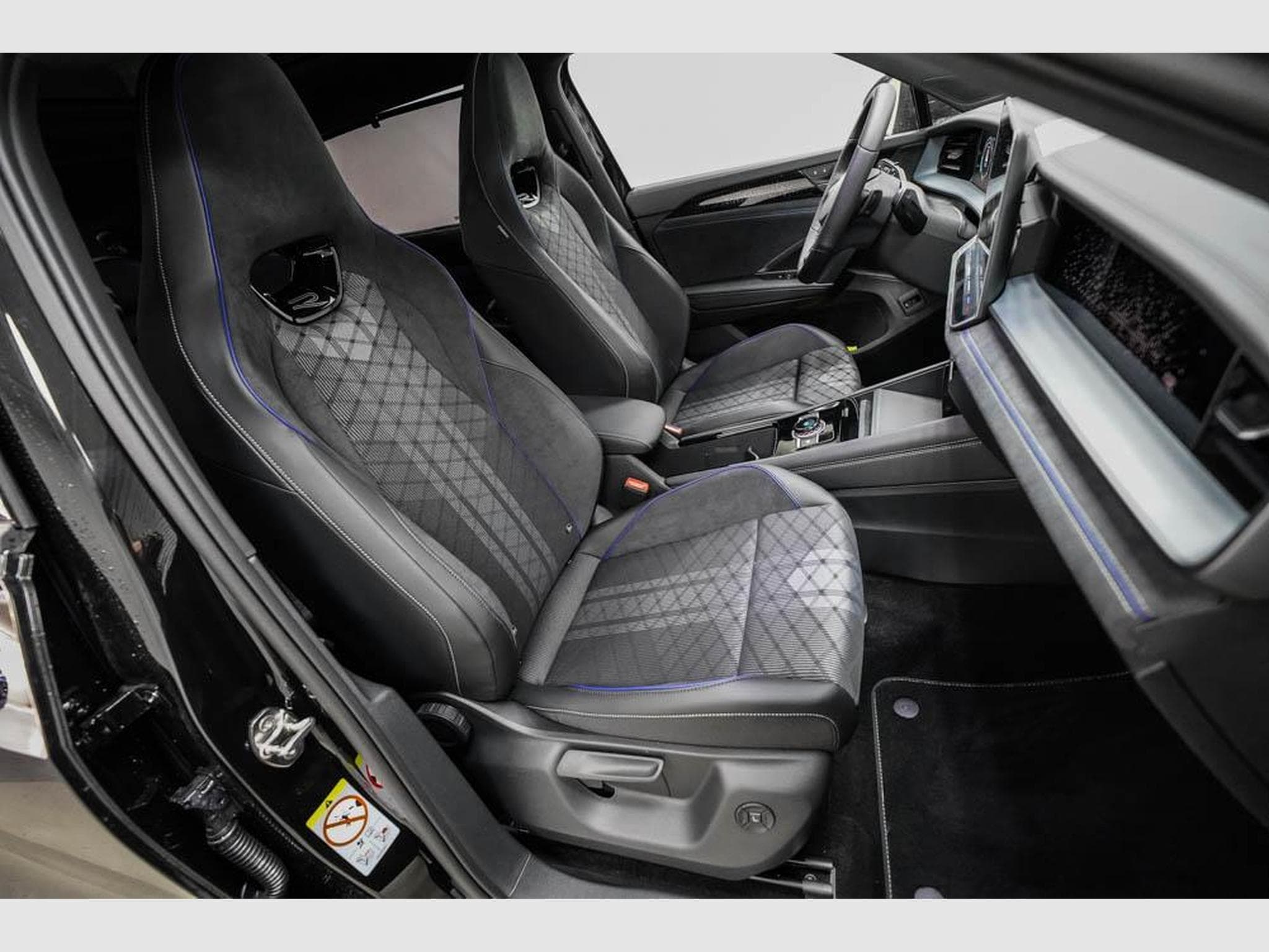 VW Tayron 2,0 TDI DSG (2026) - Foto 25