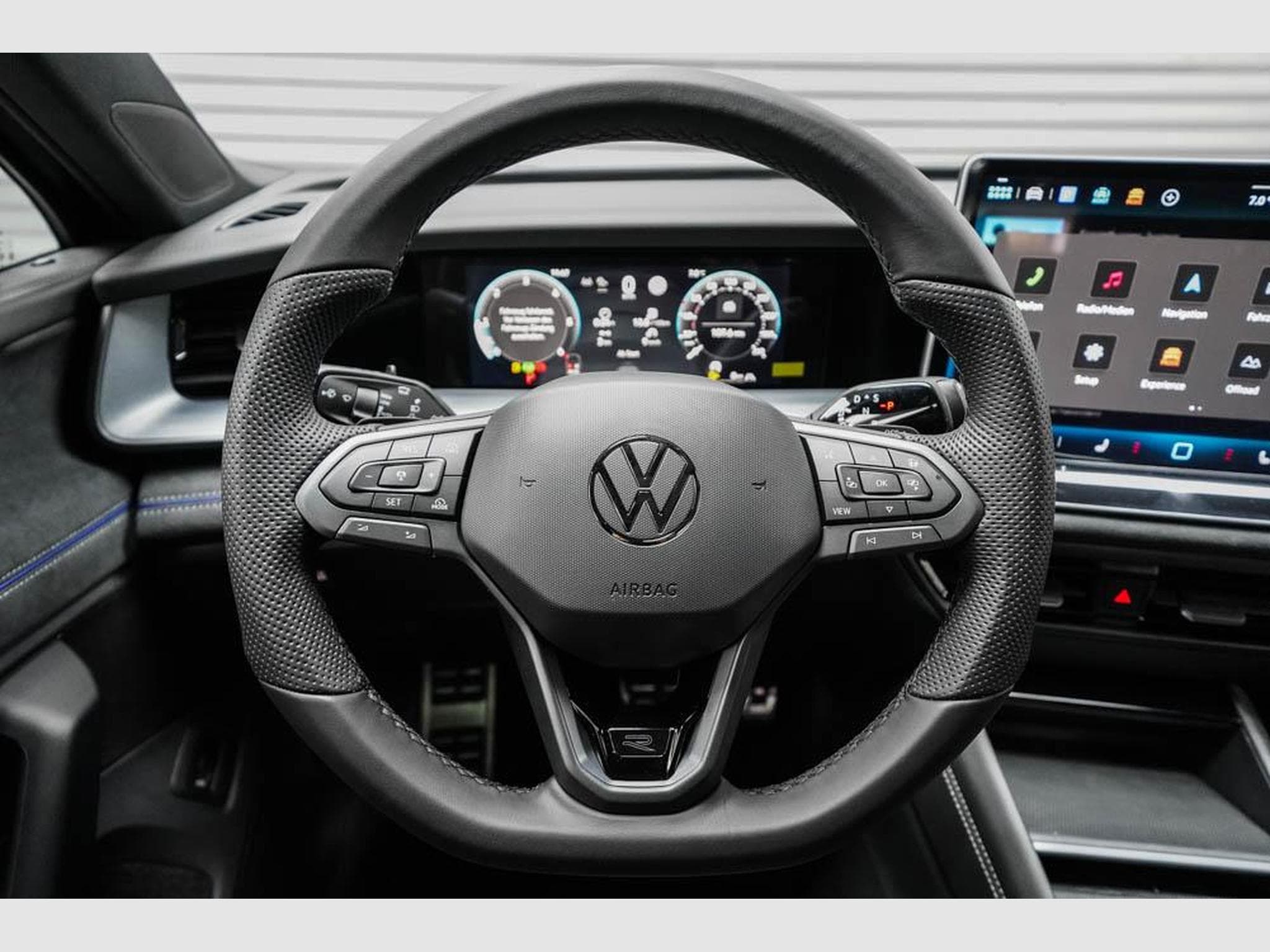 VW Tayron 2,0 TDI DSG (2026) - Foto 8