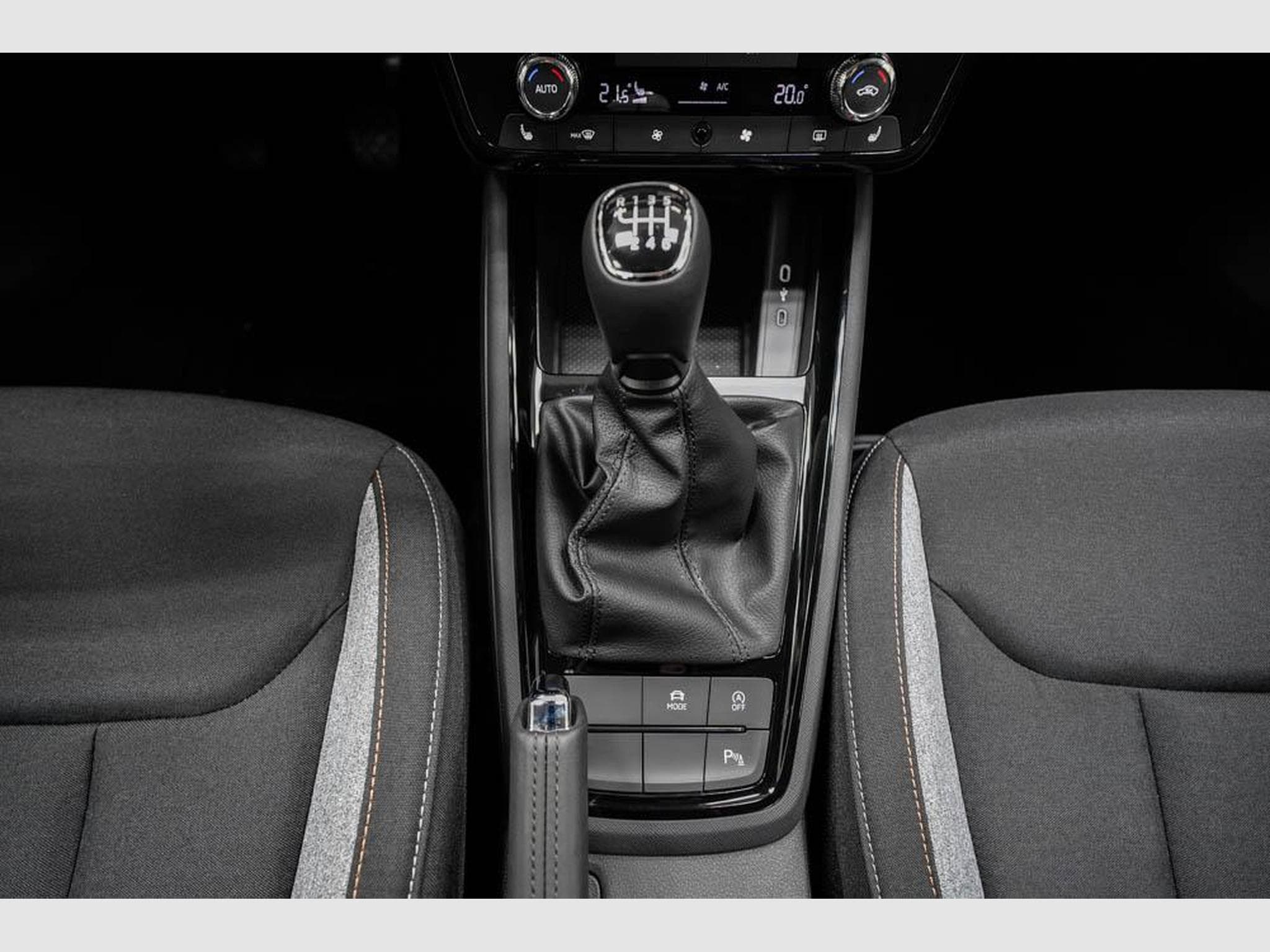 Skoda Scala 1,0 TSI Selection (2026) - Foto 11