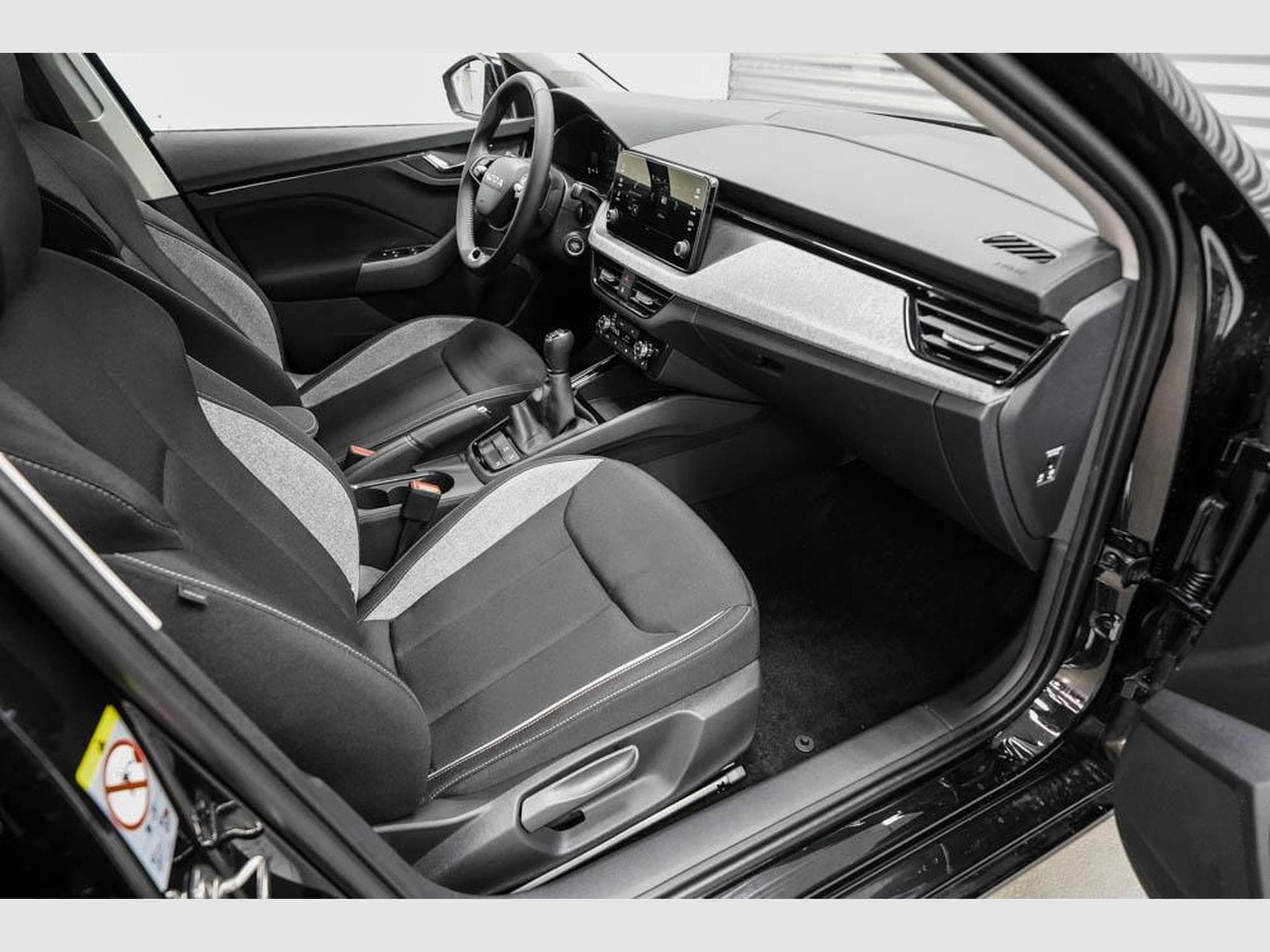 Skoda Scala 1,0 TSI Selection (2026) - Foto 19