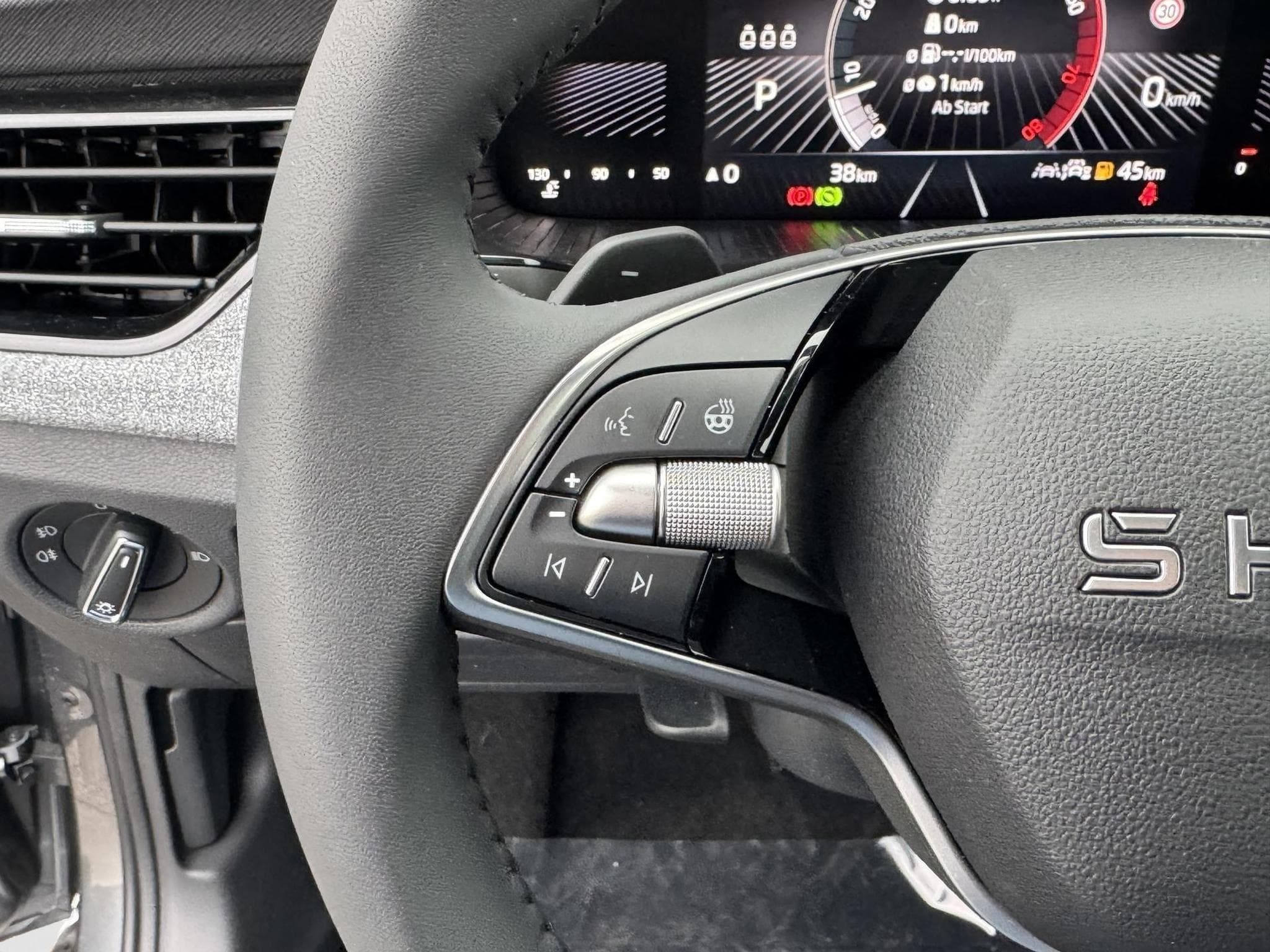 Skoda Scala Extra Plus (2026) - Foto 12