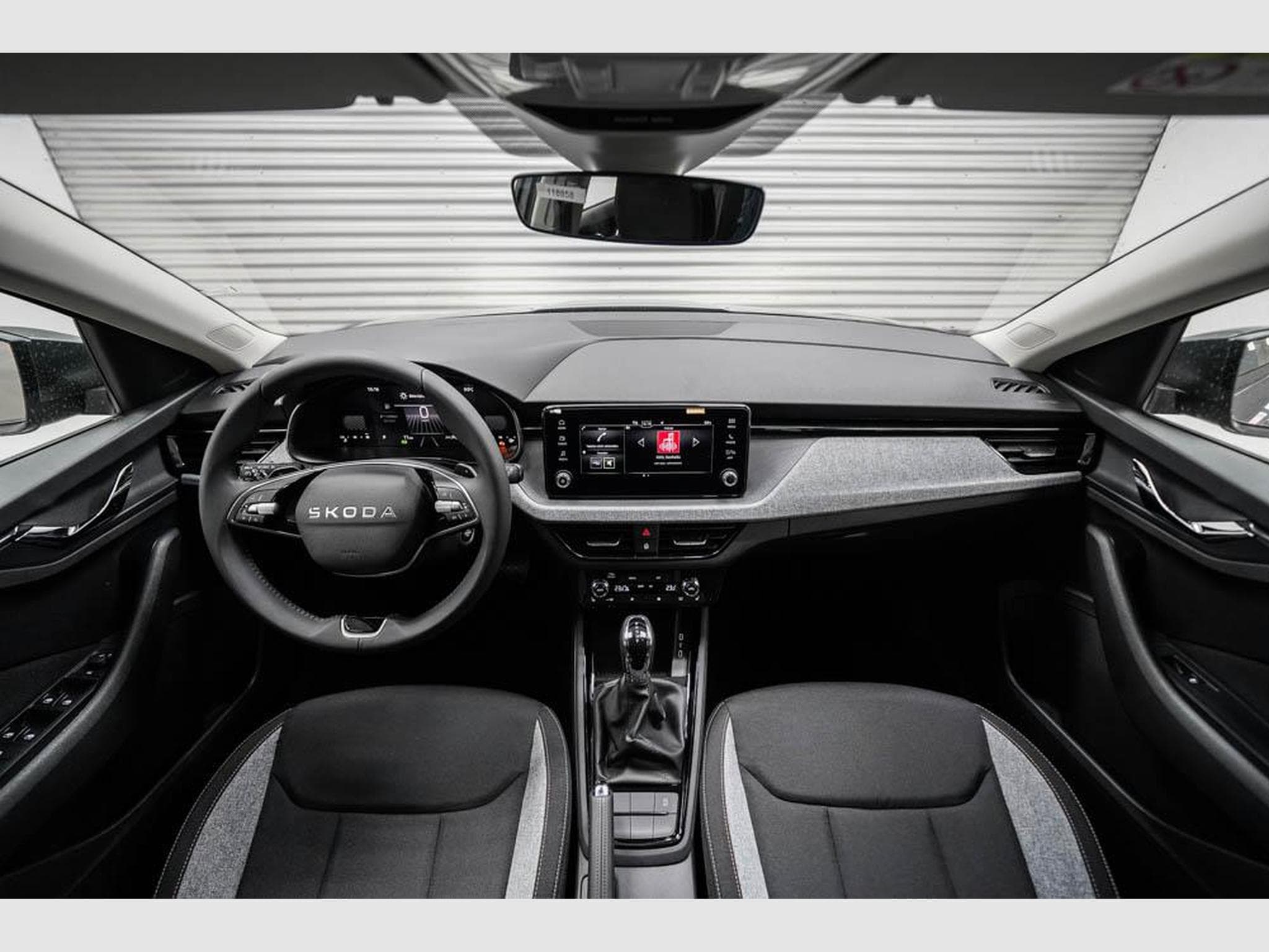 Skoda Scala 1,0 TSI DSG (2026) - Foto 6