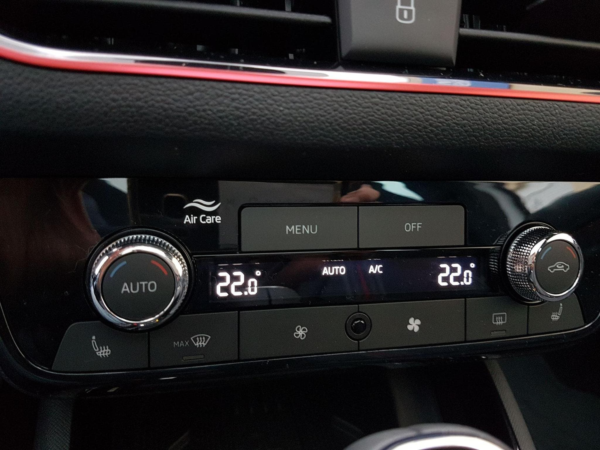 Skoda Kamiq Monte Carlo (2026) - Photo 16