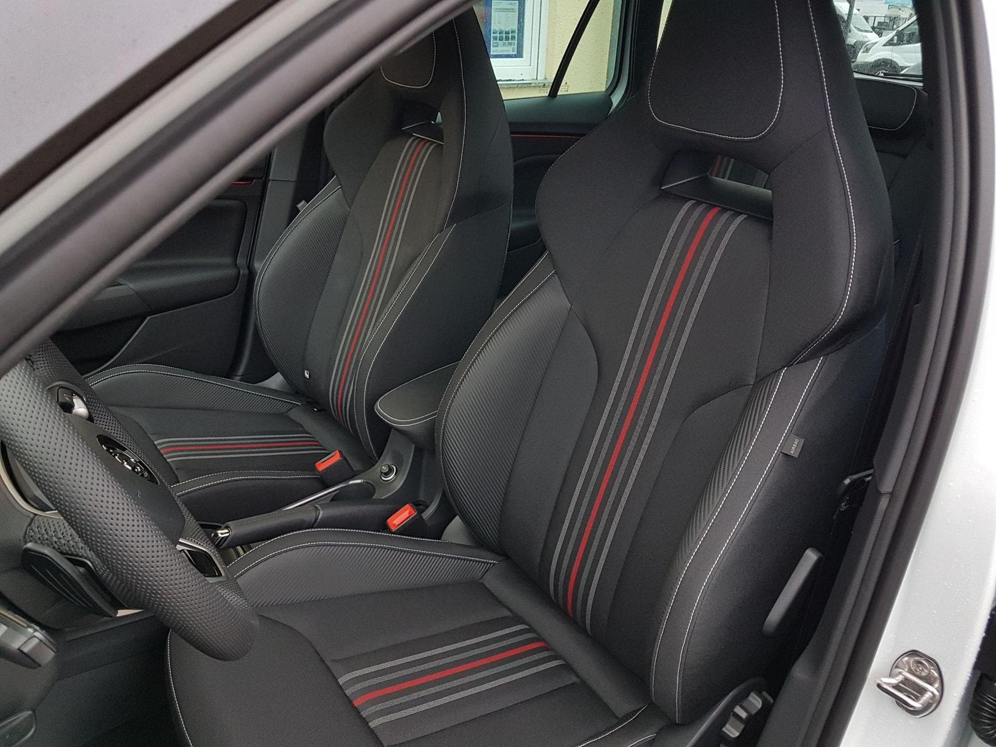 Skoda Kamiq Monte Carlo (2026) - Photo 22