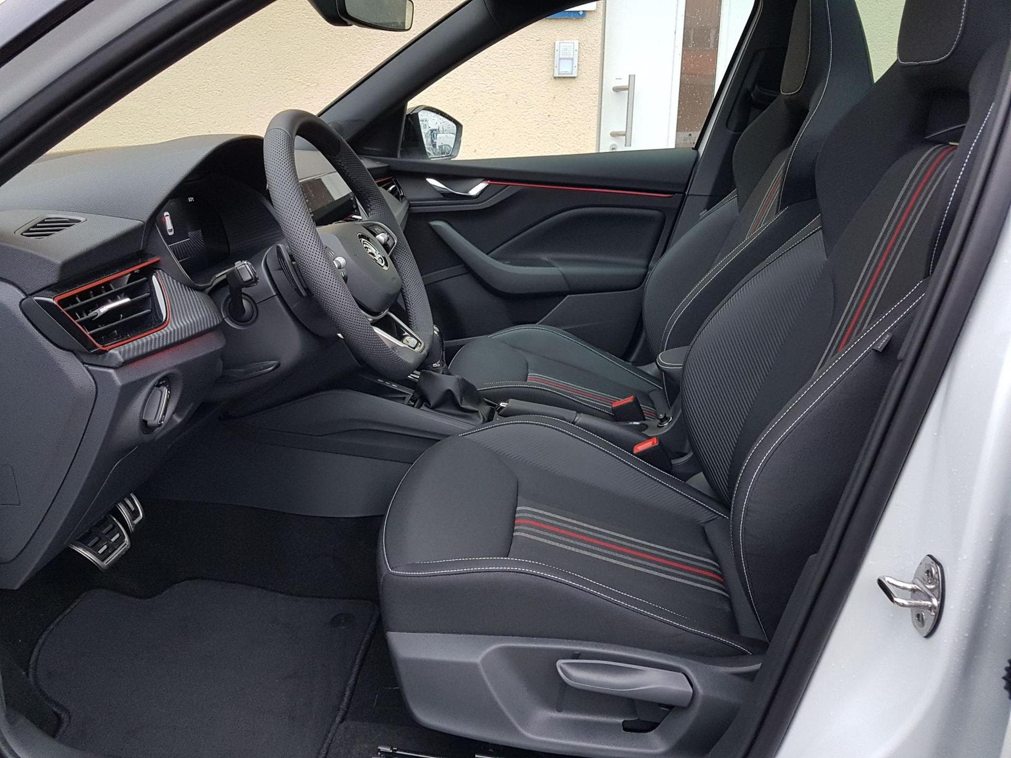 Skoda Kamiq Monte Carlo (2026) - Photo 9