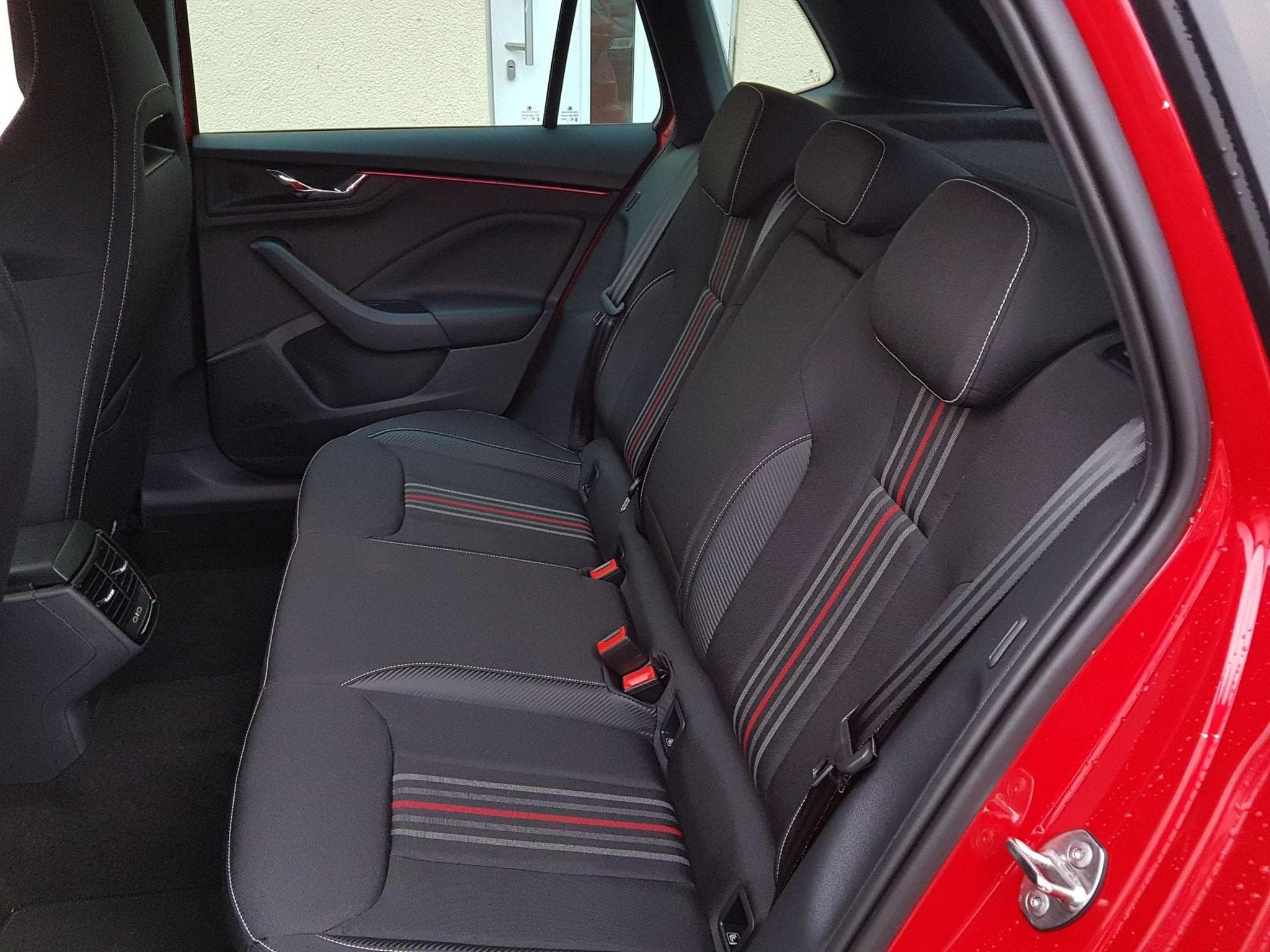 Skoda Kamiq Monte Carlo (2026) - Photo 12