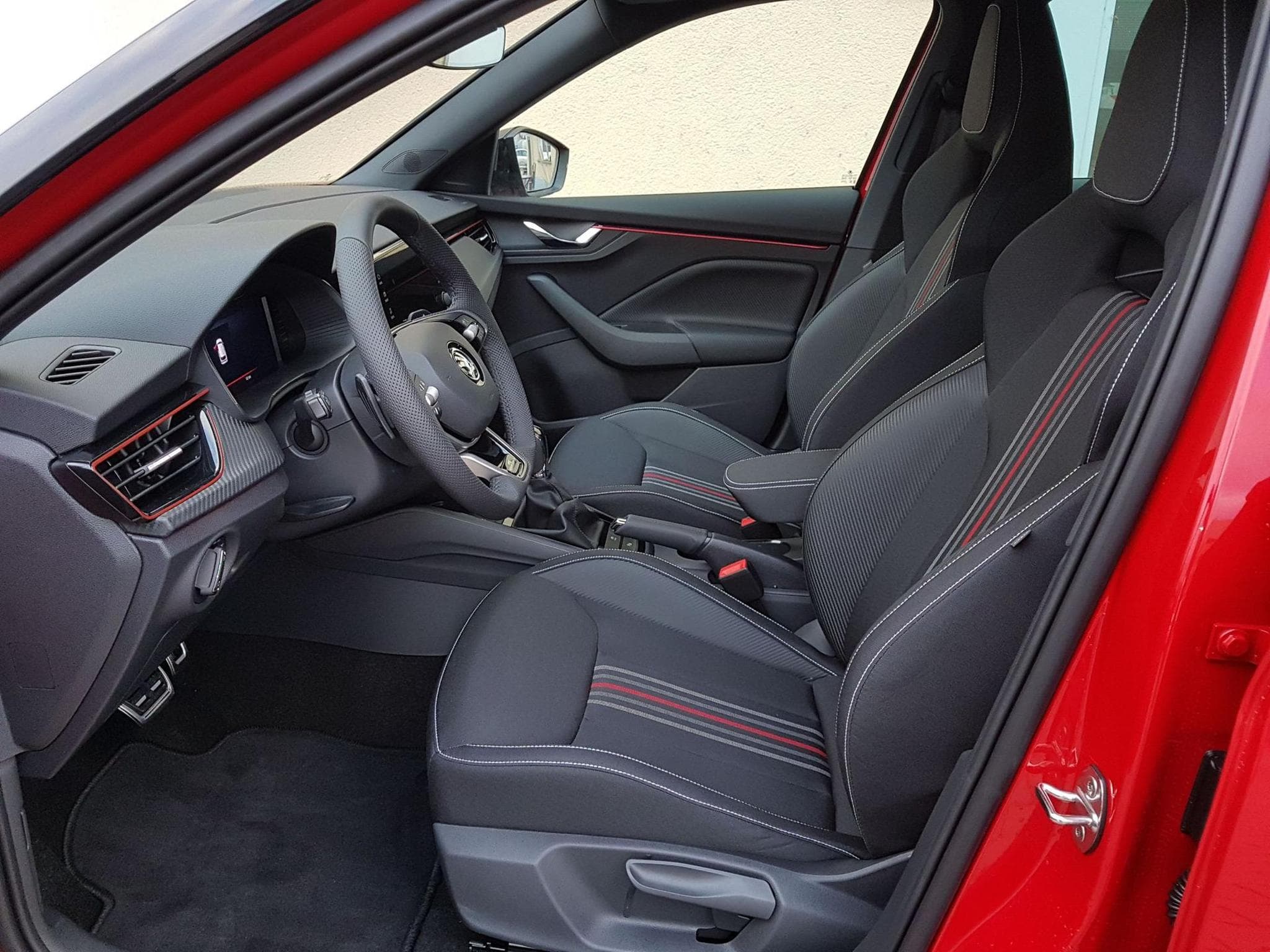 Skoda Kamiq Monte Carlo (2026) - Photo 8